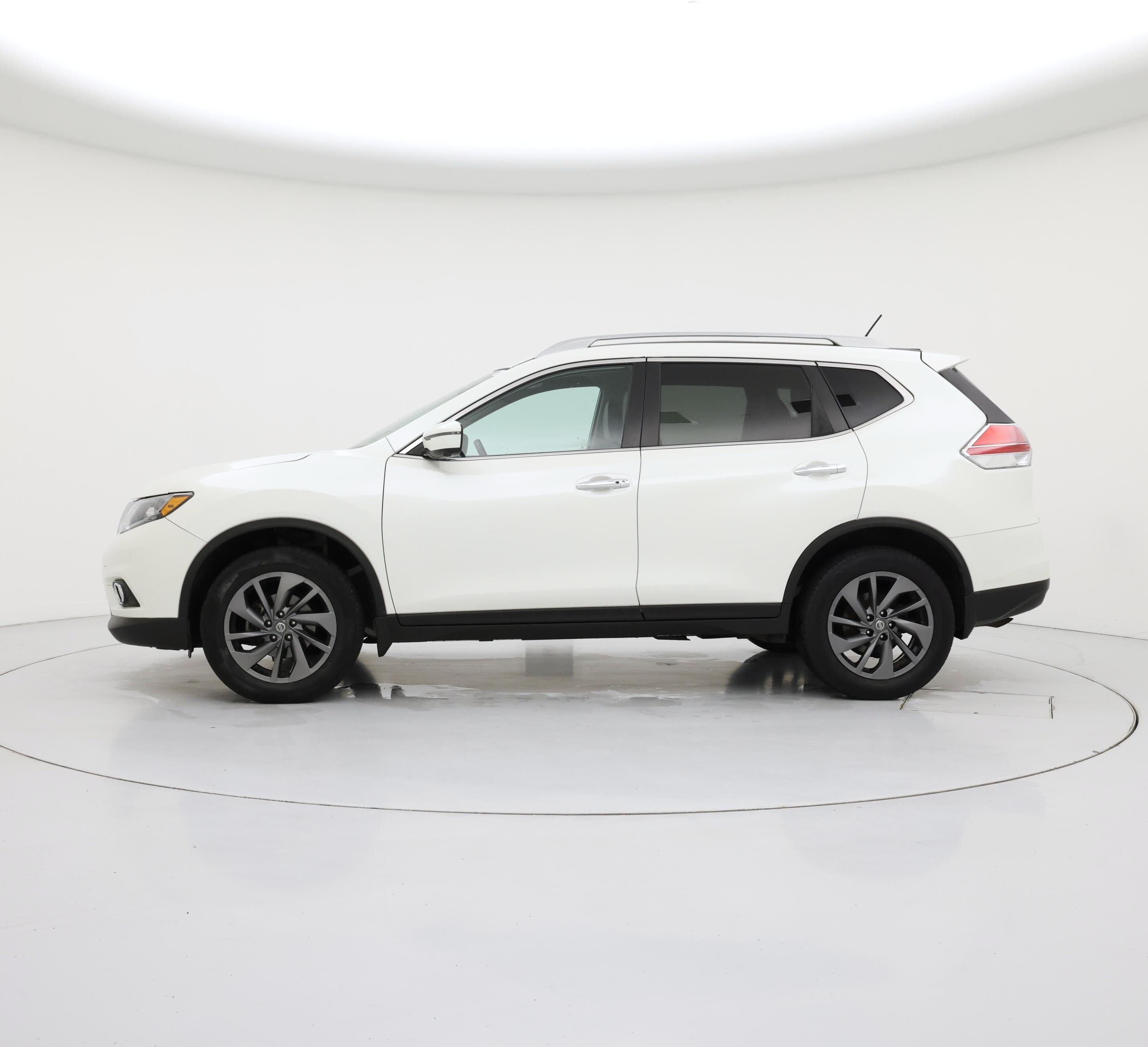 Thumbnail: 2016 Nissan Rogue - 3