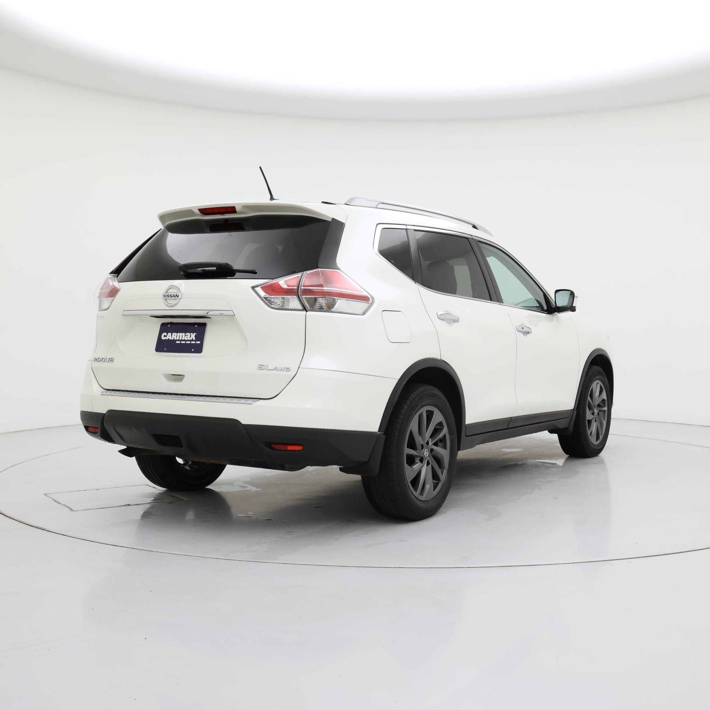 Thumbnail: 2016 Nissan Rogue - 8