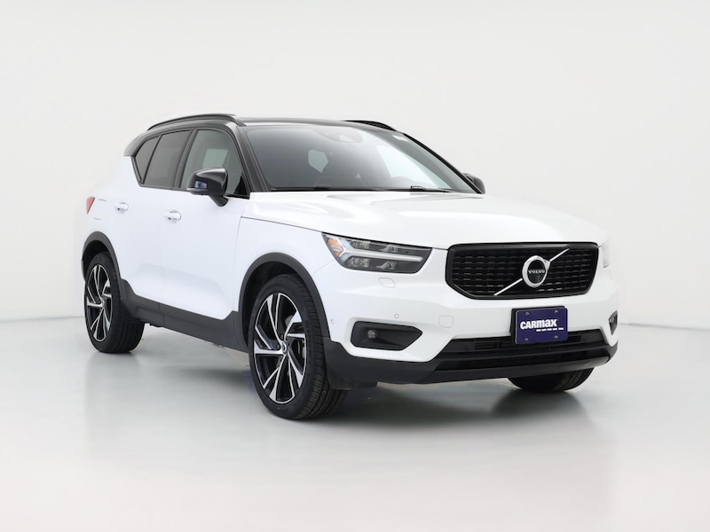 2022 Volvo XC40 T5 R-Design