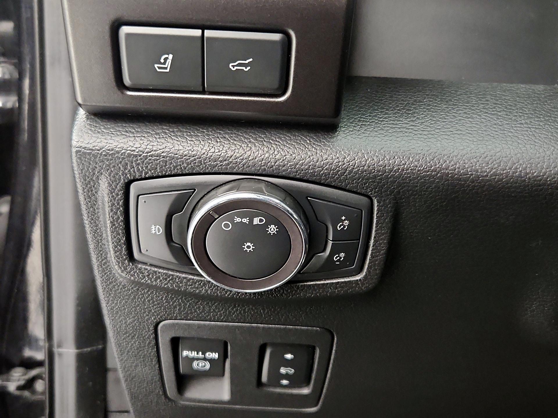 Thumbnail: 2019 Ford Expedition - 13