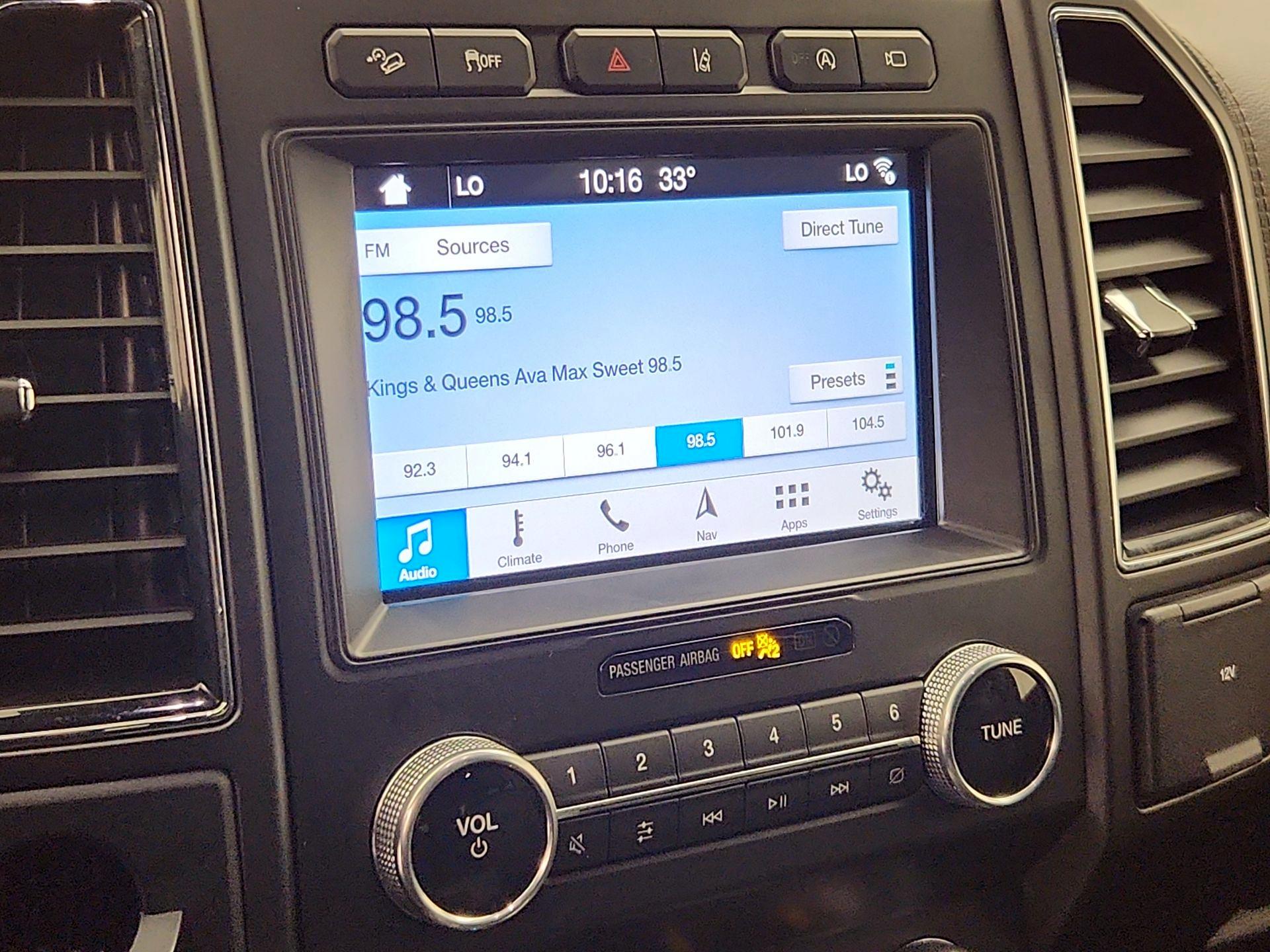 Thumbnail: 2019 Ford Expedition - 16