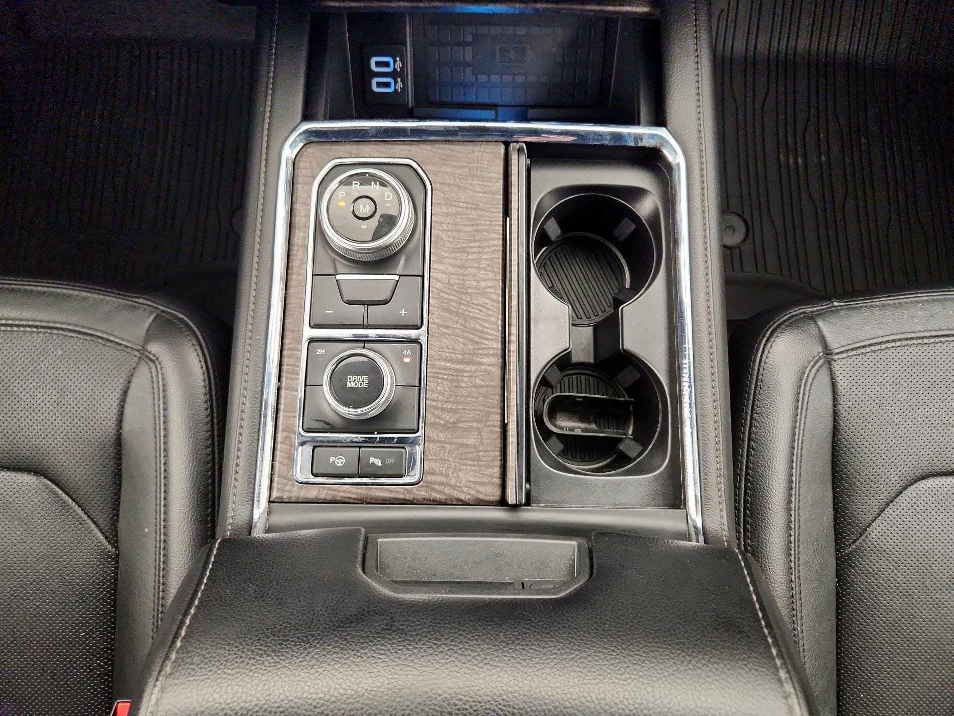 Thumbnail: 2019 Ford Expedition - 18