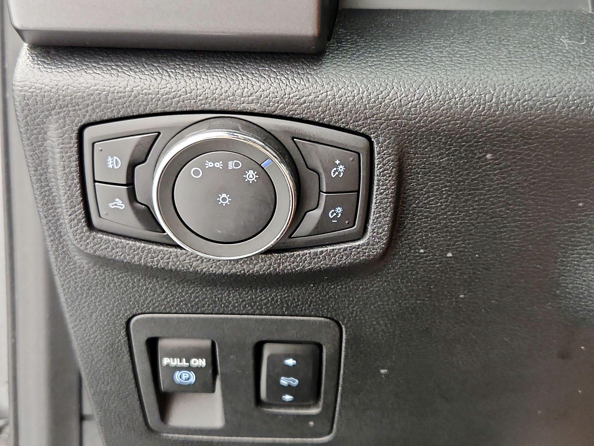 Thumbnail: 2019 Ford F-150 - 13