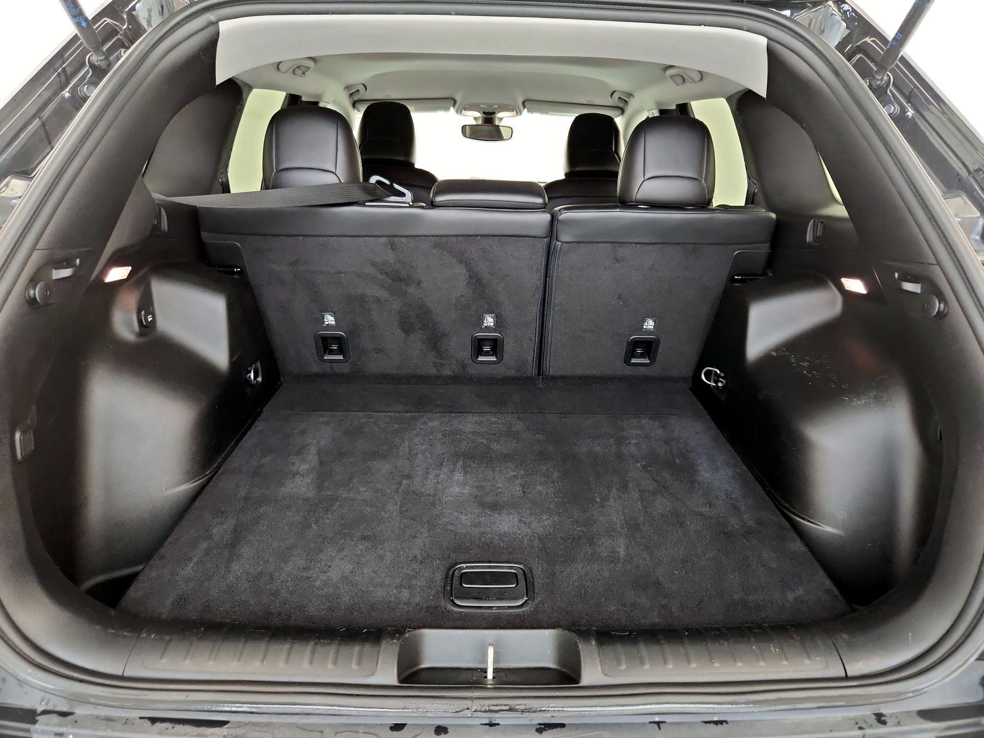 Thumbnail: 2020 Jeep Cherokee - 20