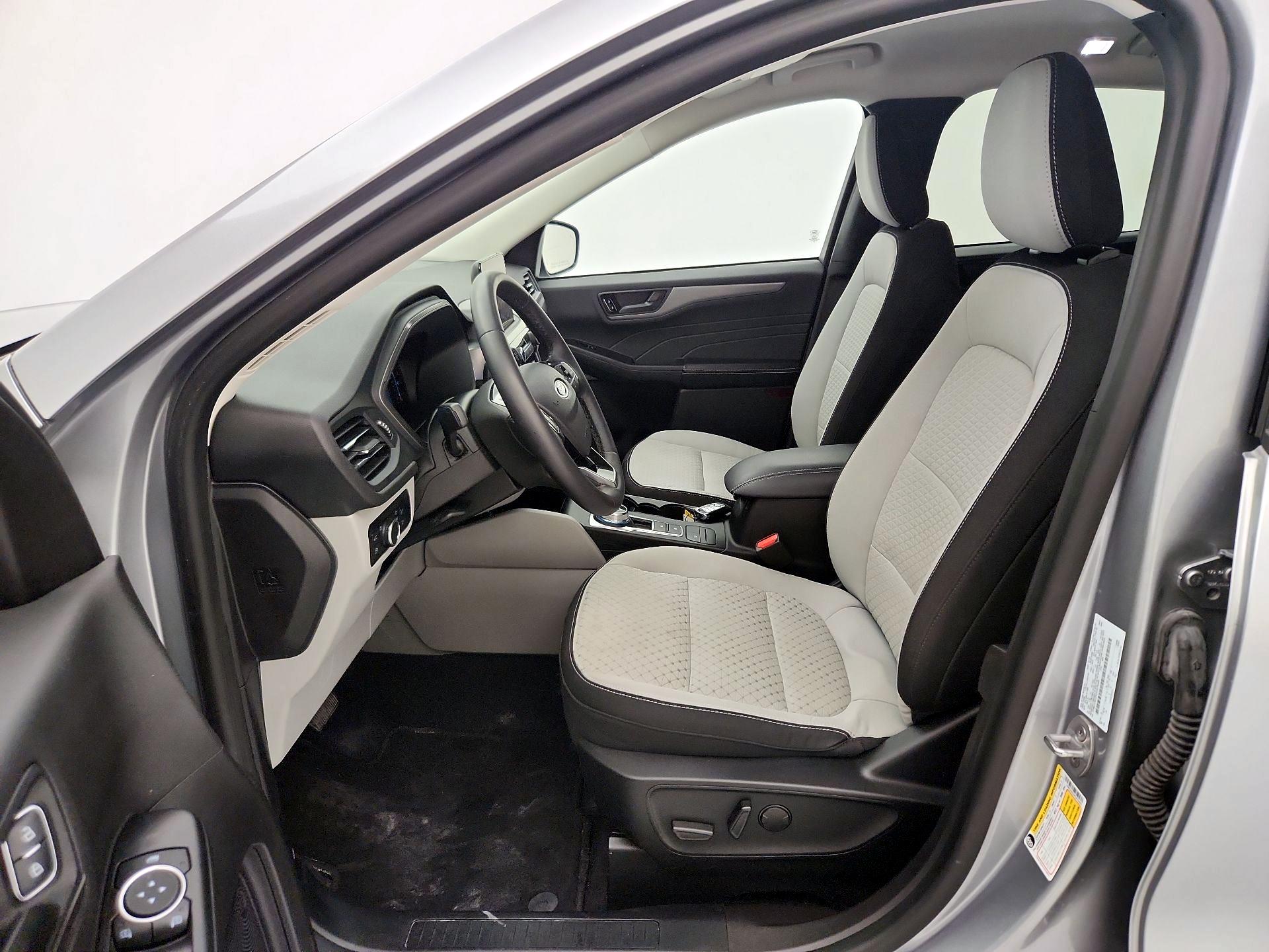 Thumbnail: 2023 Ford Escape - 11