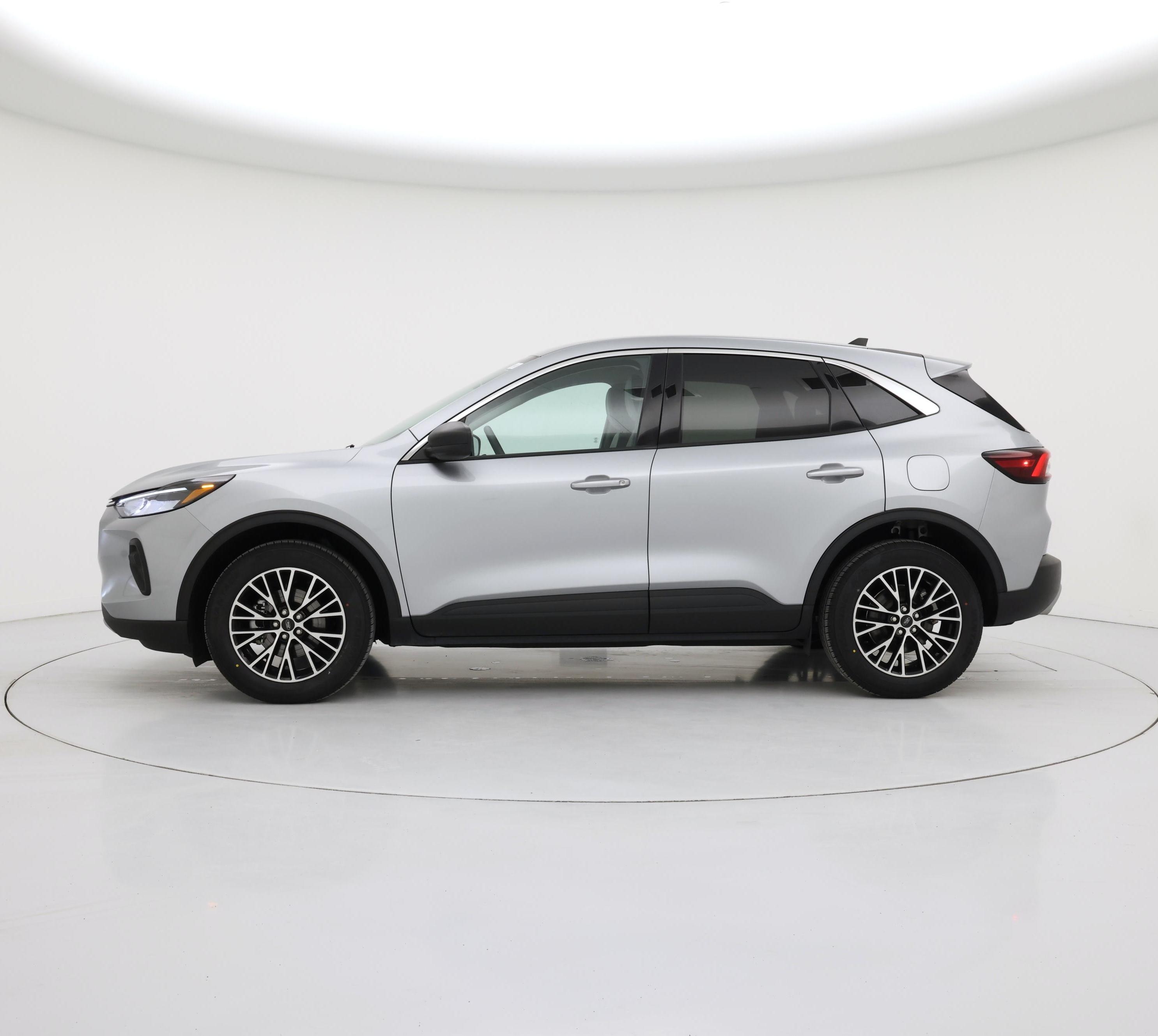 Thumbnail: 2023 Ford Escape - 3