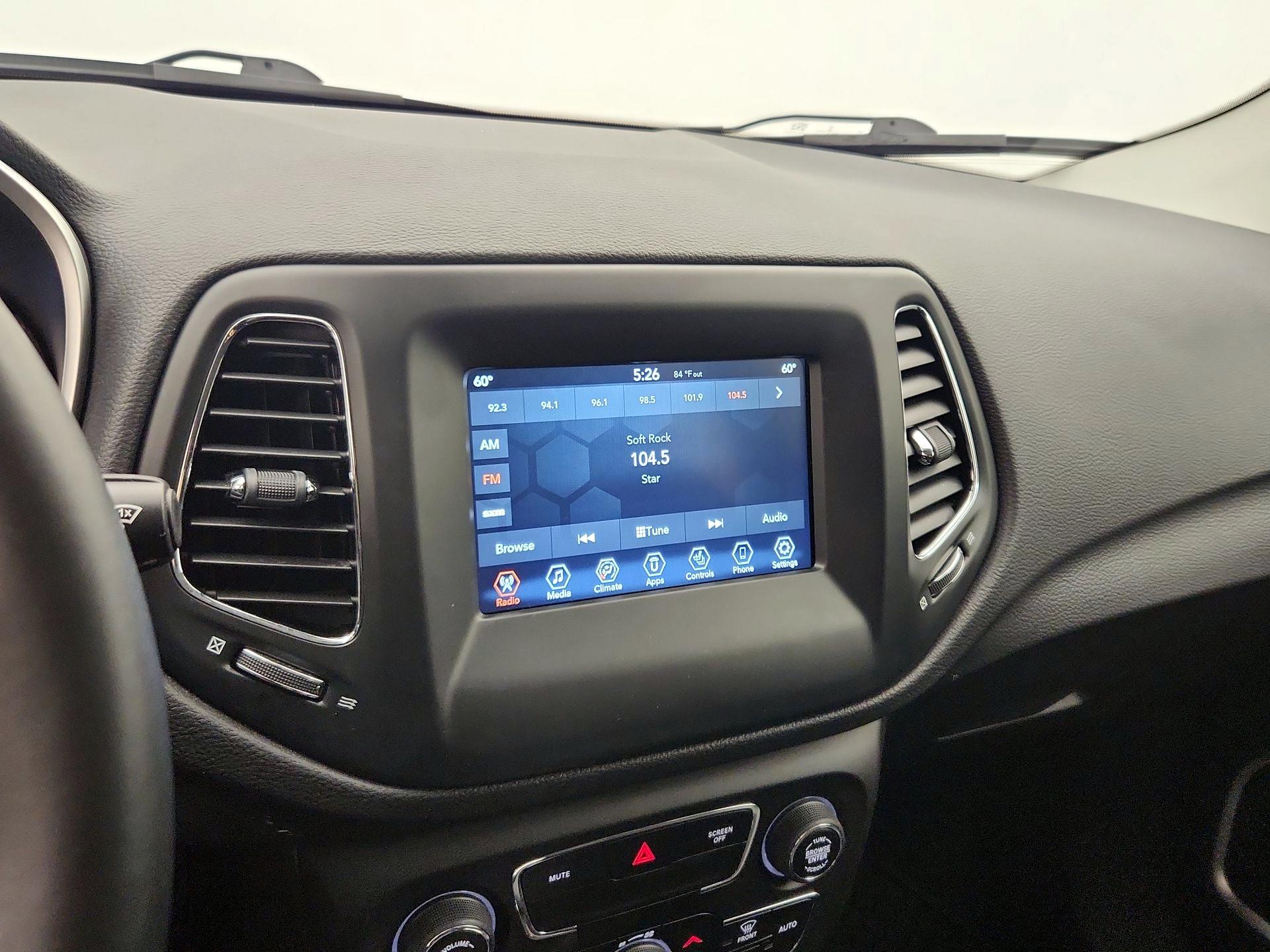 Thumbnail: 2020 Jeep Compass - 15