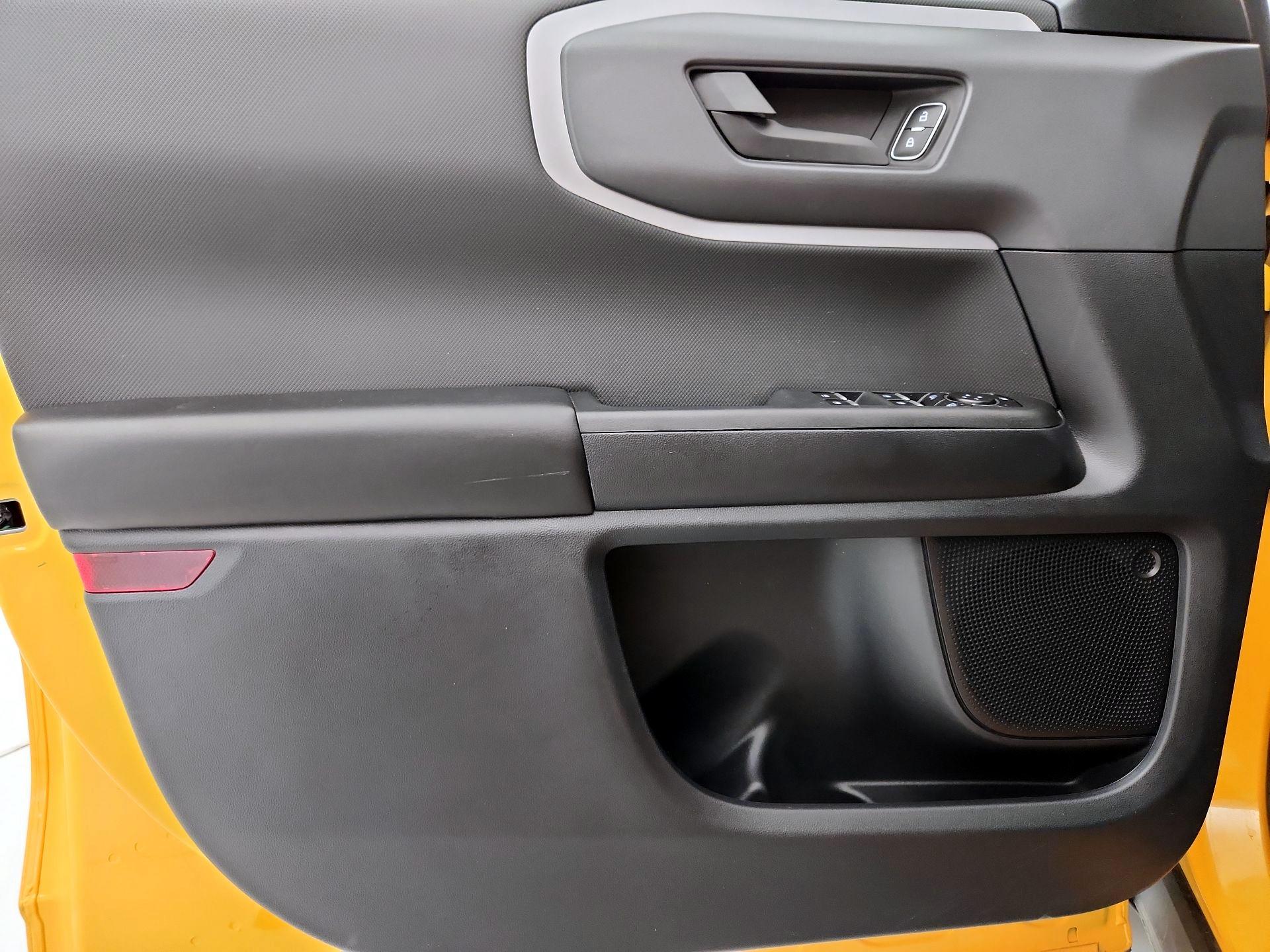 Thumbnail: 2022 Ford Bronco Sport - 12