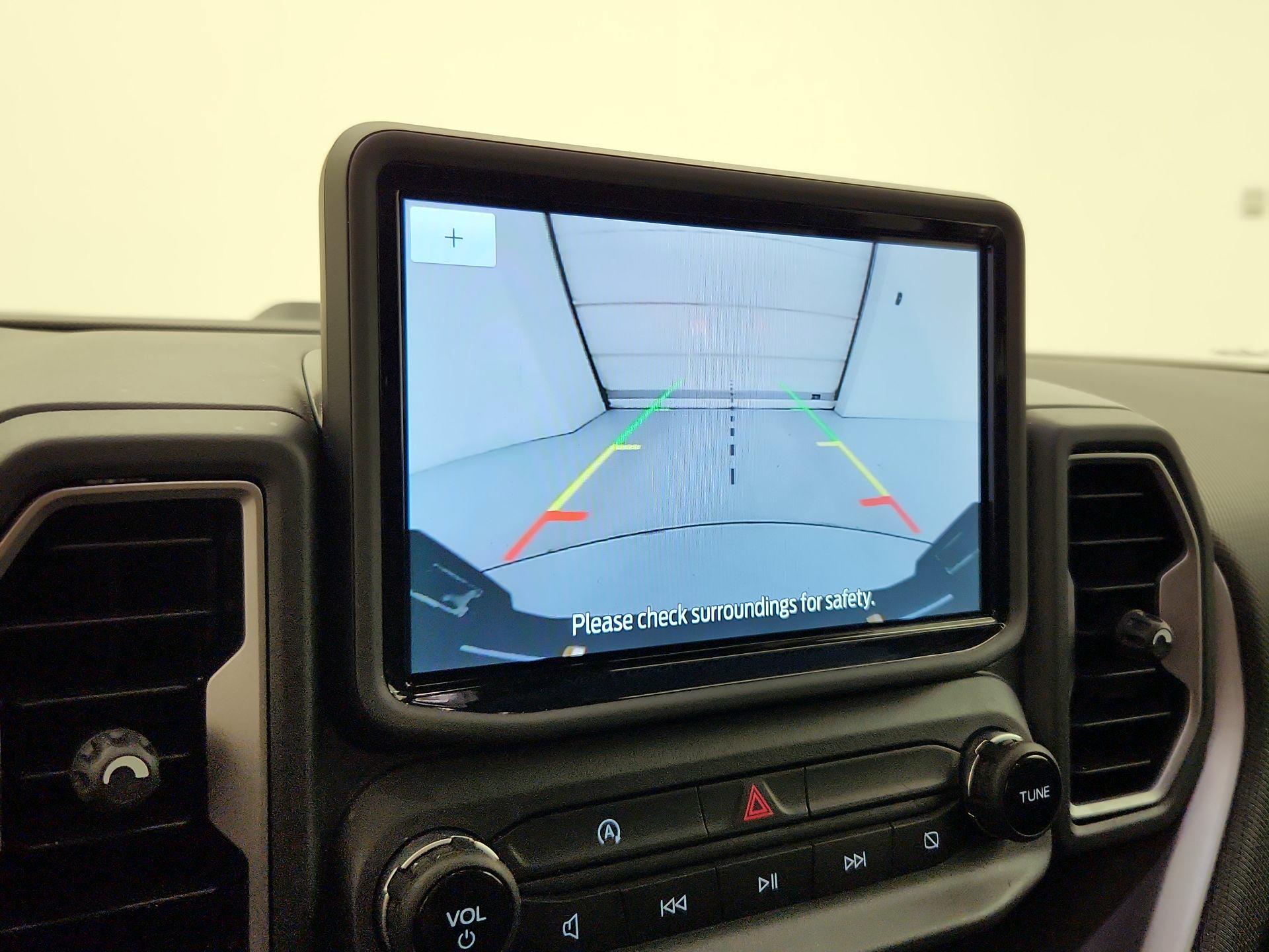 Thumbnail: 2022 Ford Bronco Sport - 14