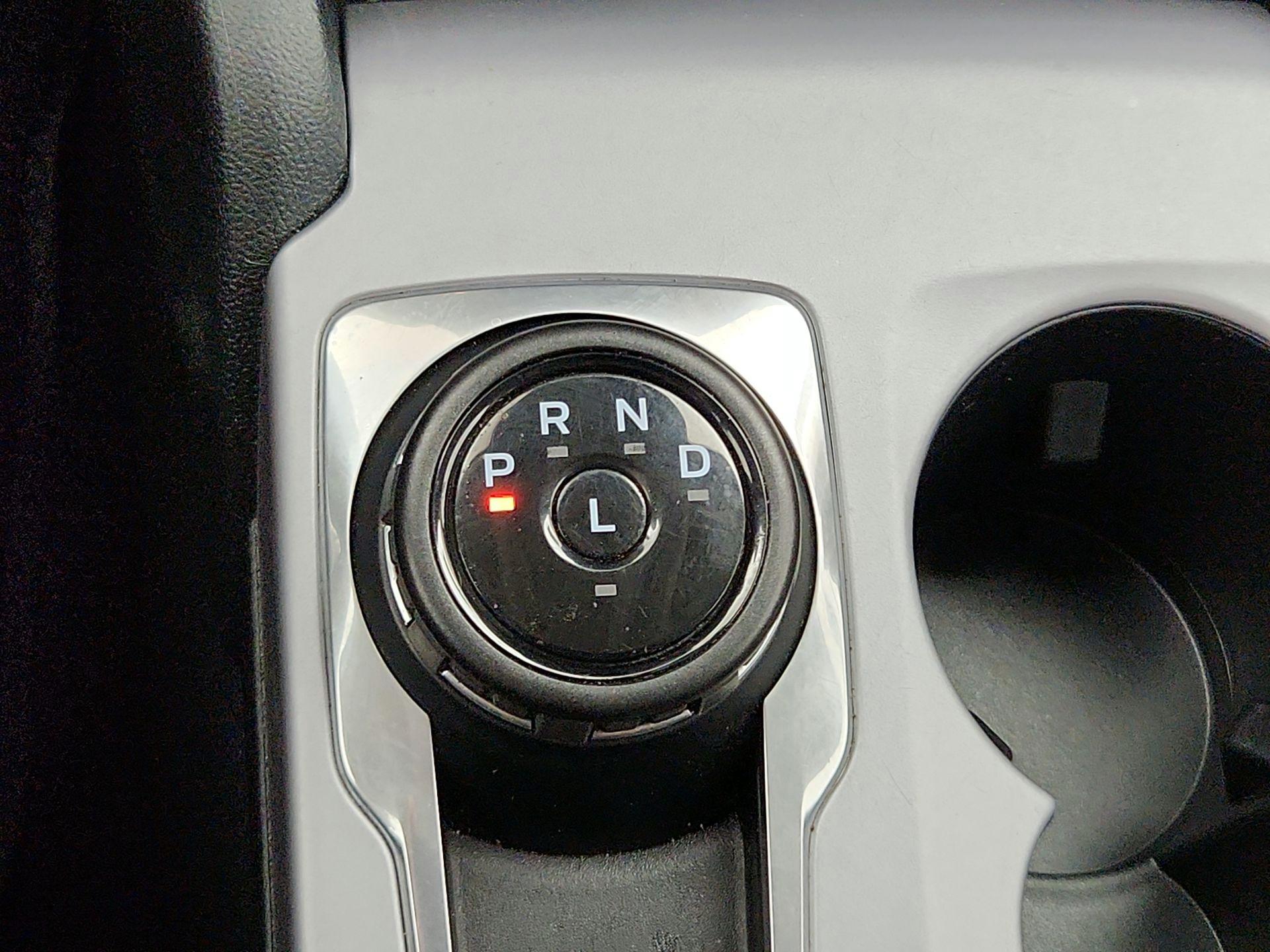 Thumbnail: 2022 Ford Bronco Sport - 17