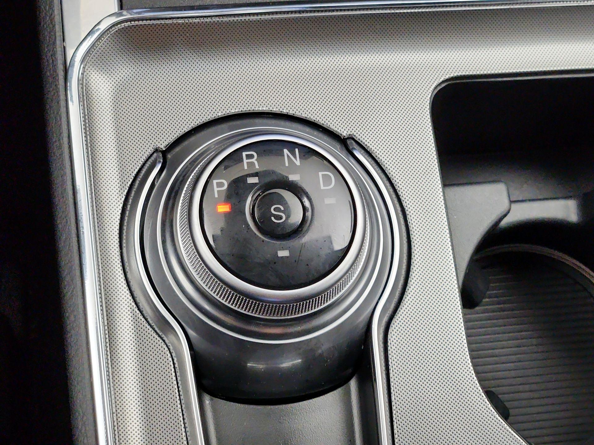 Thumbnail: 2024 Ford Edge - 17