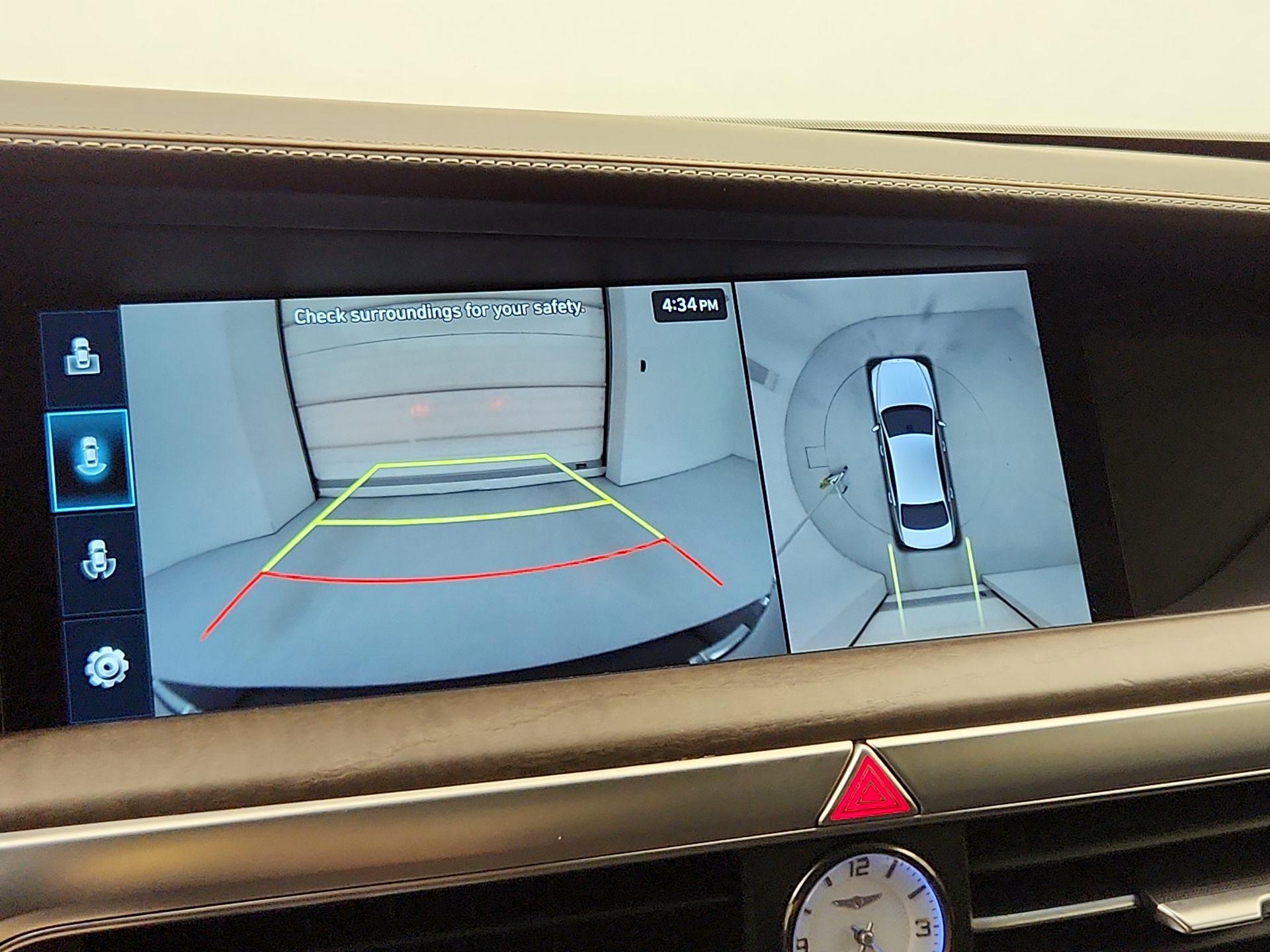 Thumbnail: 2020 Genesis G90 - 15