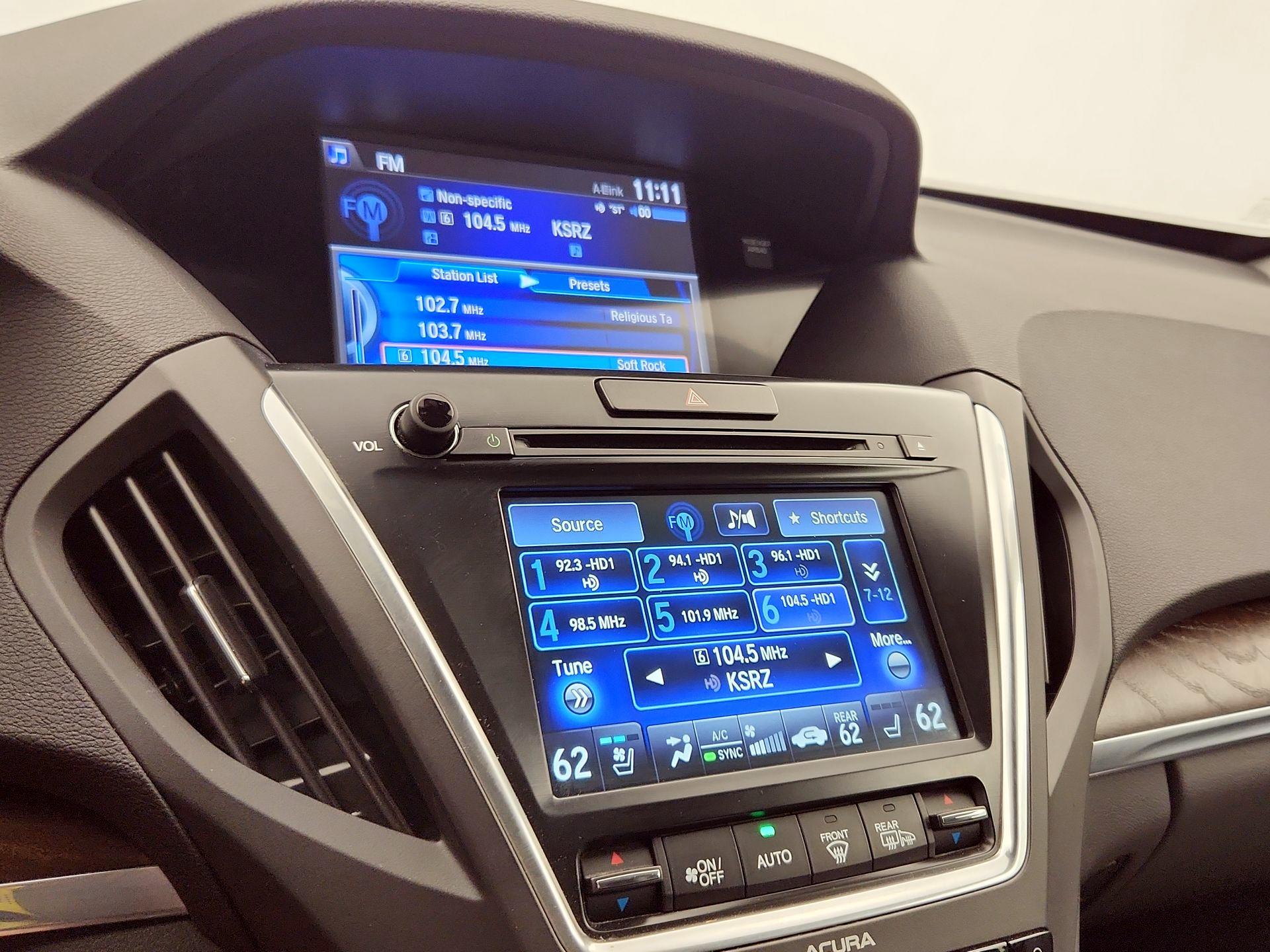 Thumbnail: 2017 Acura MDX - 16