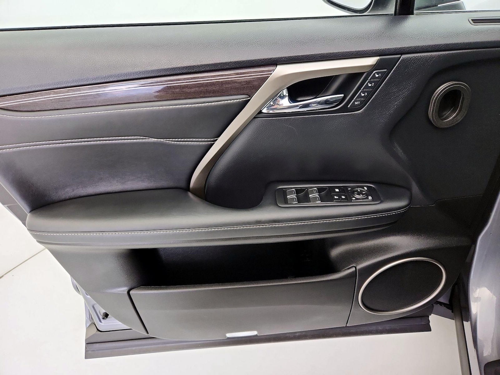 2022 Lexus RX Hybrid 450h - Photo 13