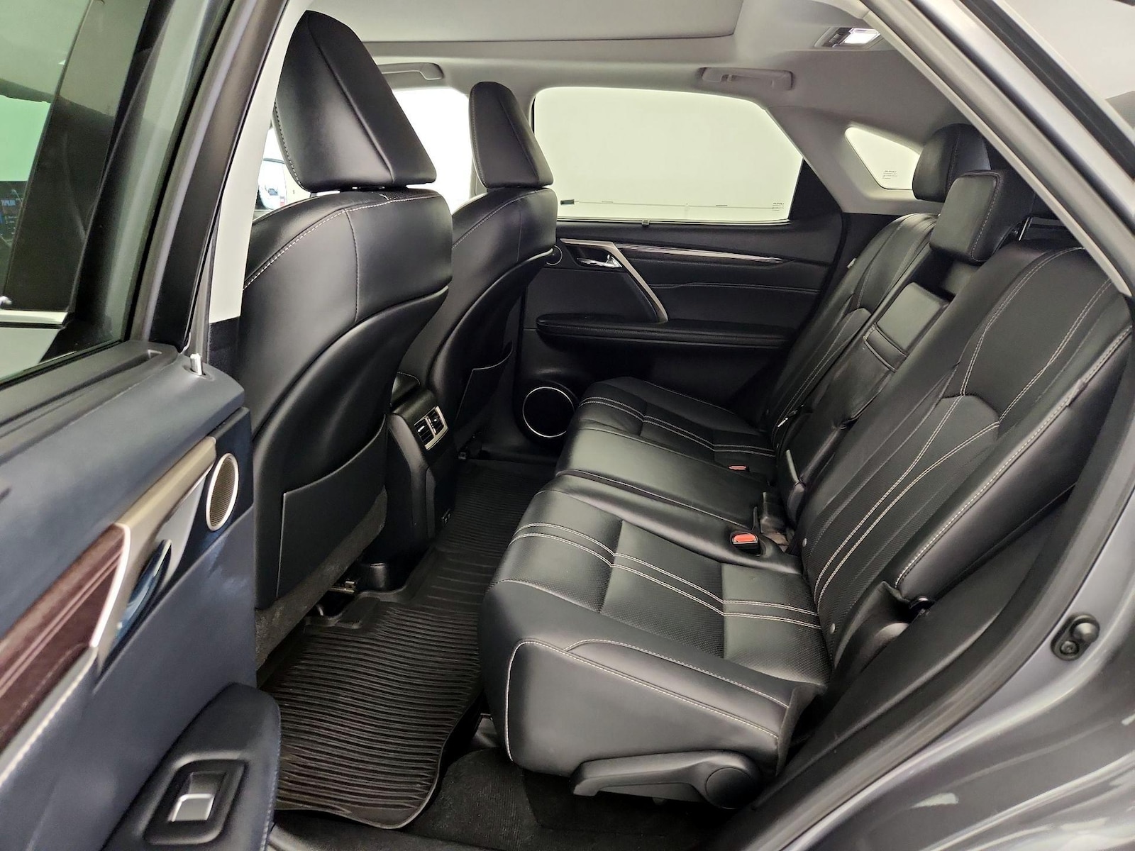 2022 Lexus RX Hybrid 450h - Photo 22