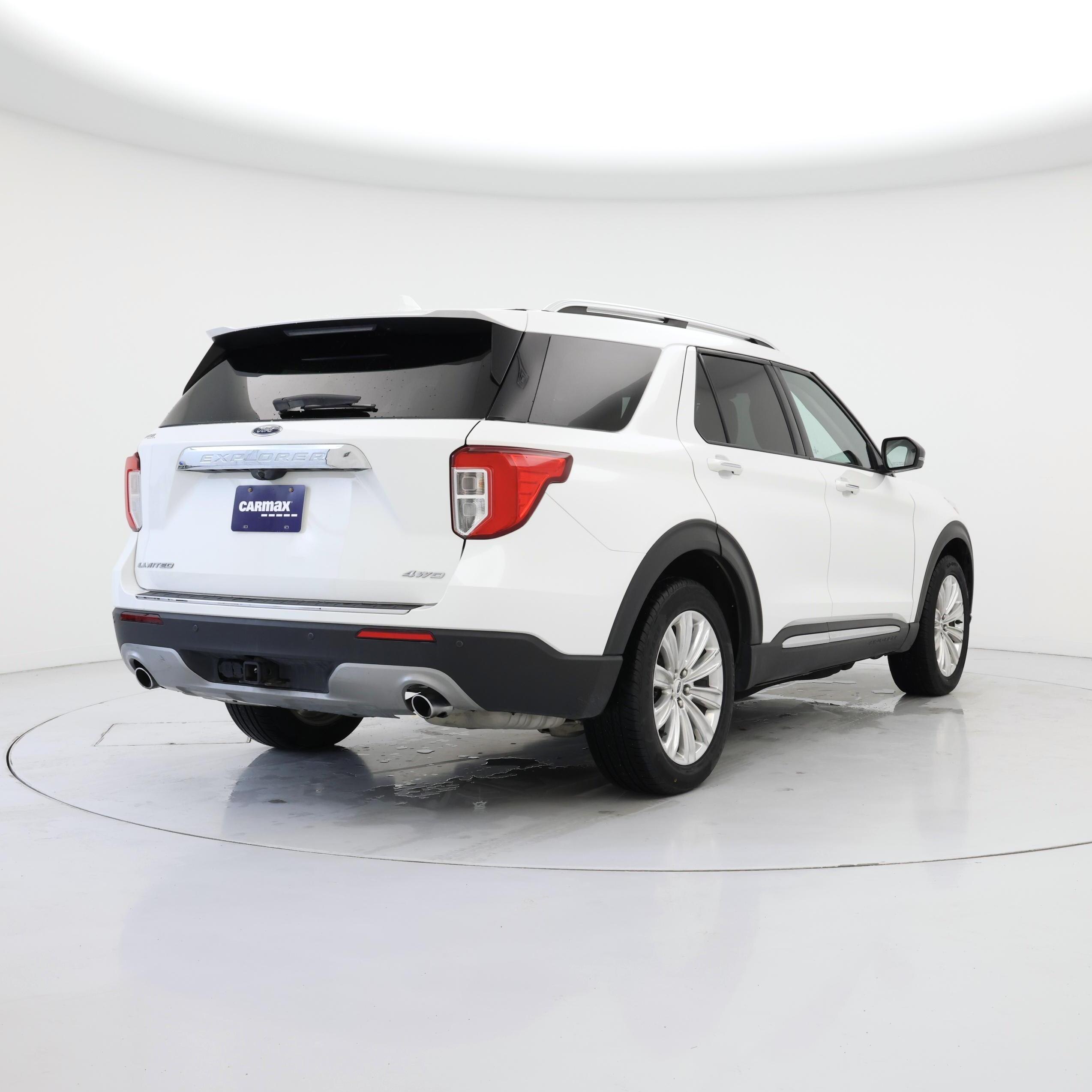Thumbnail: 2021 Ford Explorer - 8
