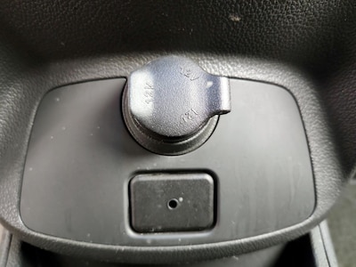 USB/AUX Ports