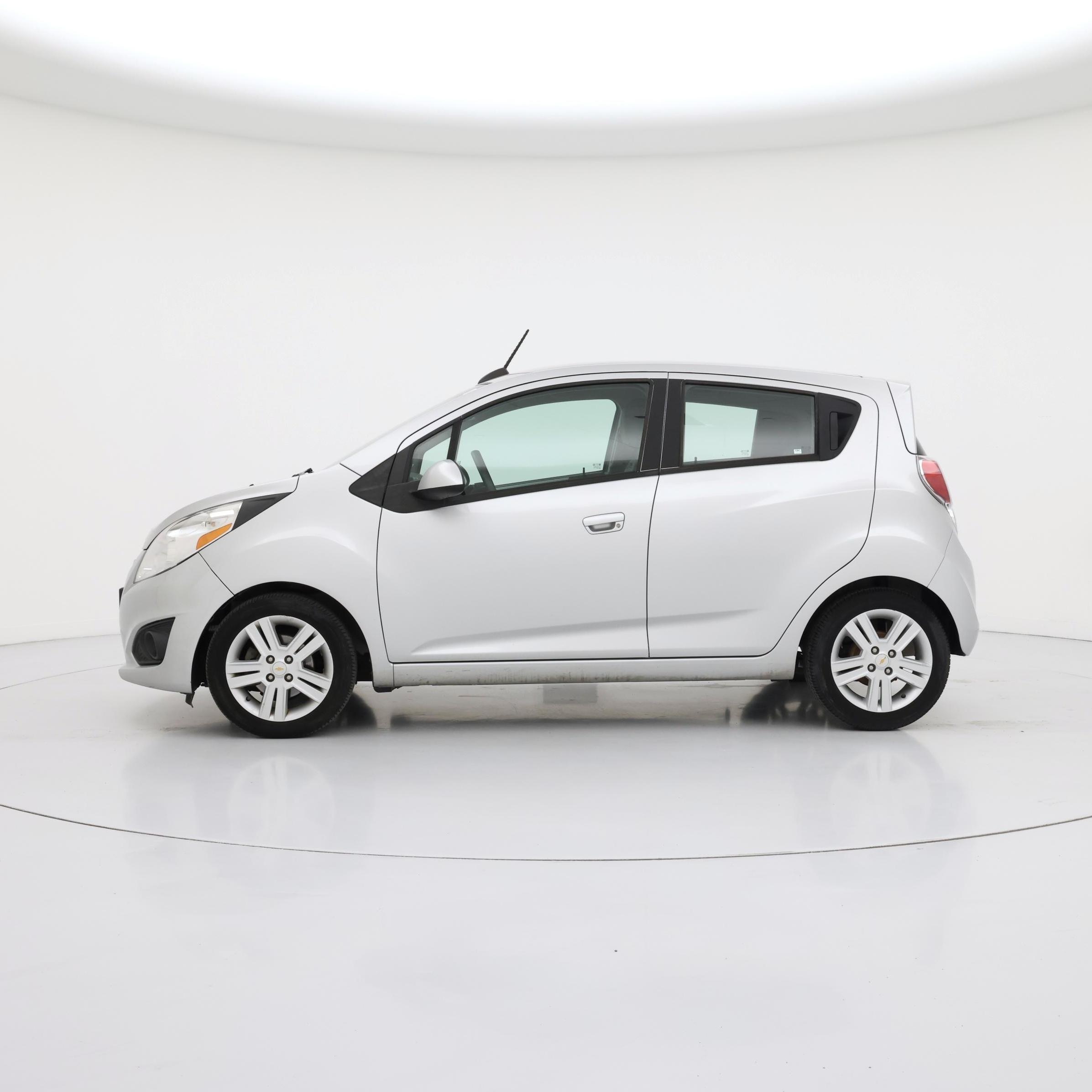 Thumbnail: 2015 Chevrolet Spark - 3