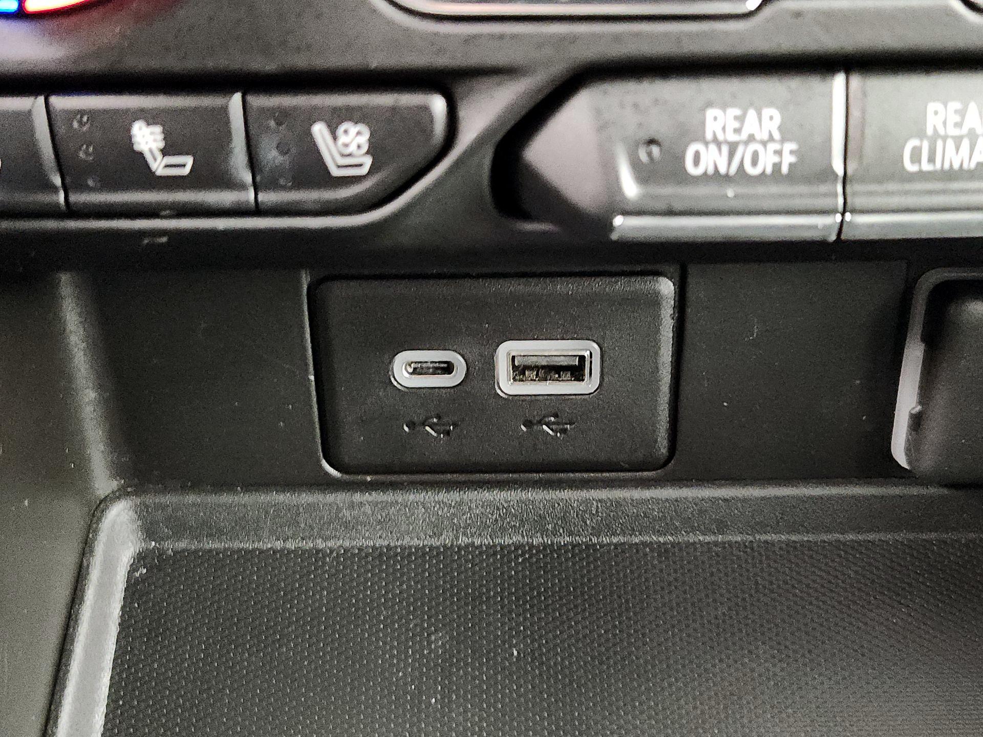 Thumbnail: 2021 Chevrolet Tahoe - 19