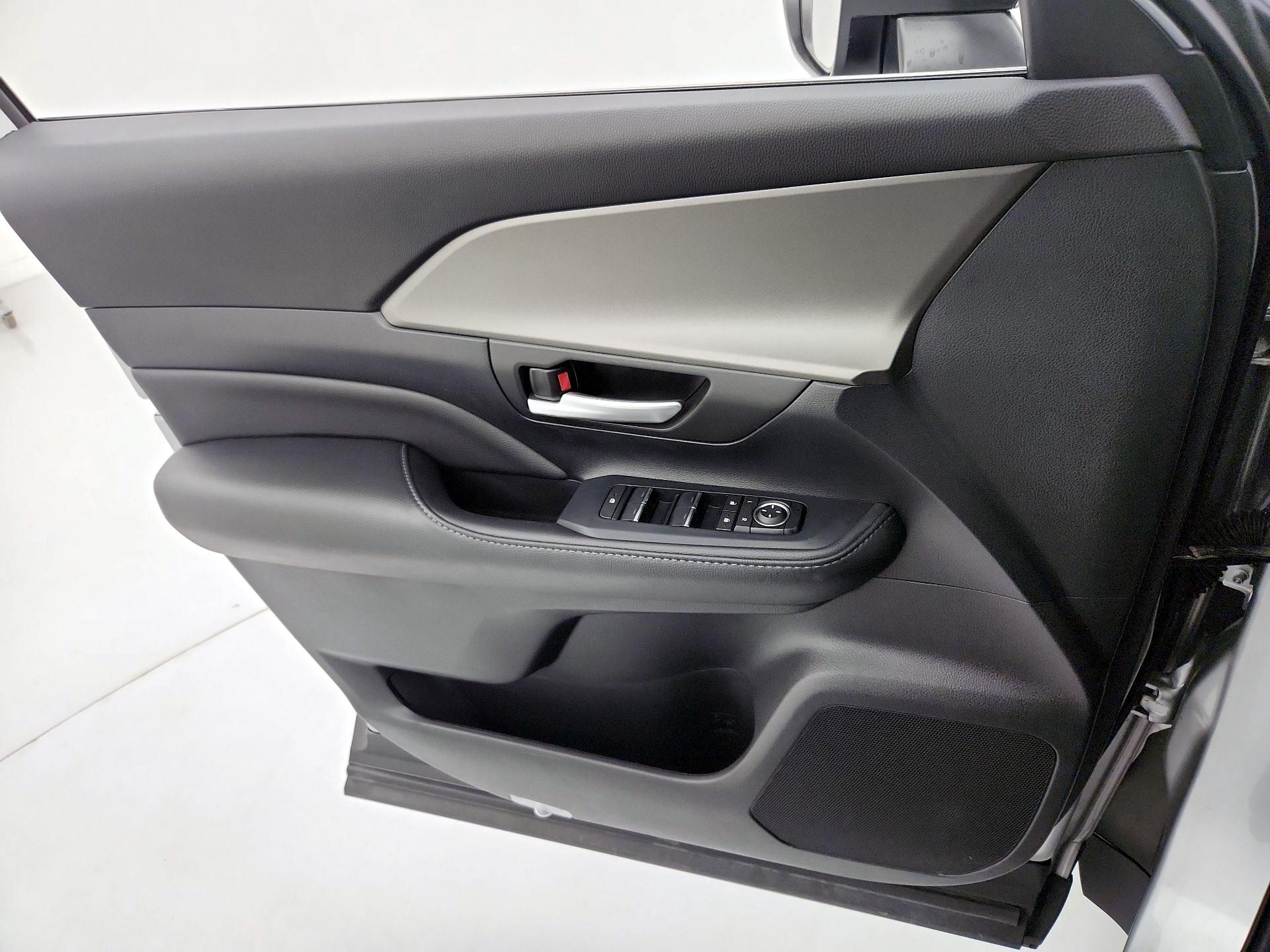 Thumbnail: 2024 Toyota Grand Highlander - 12