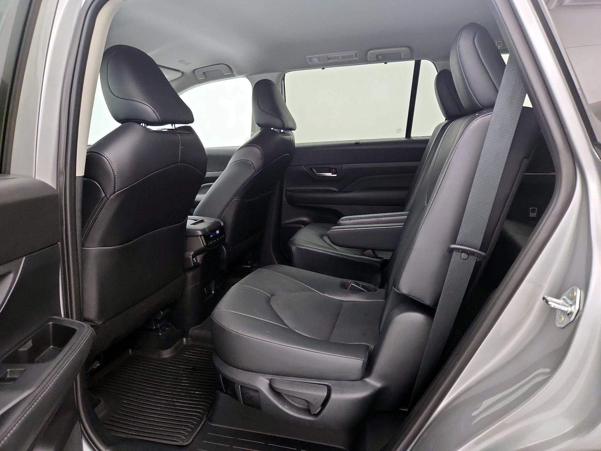 Thumbnail: 2024 Toyota Grand Highlander - 19