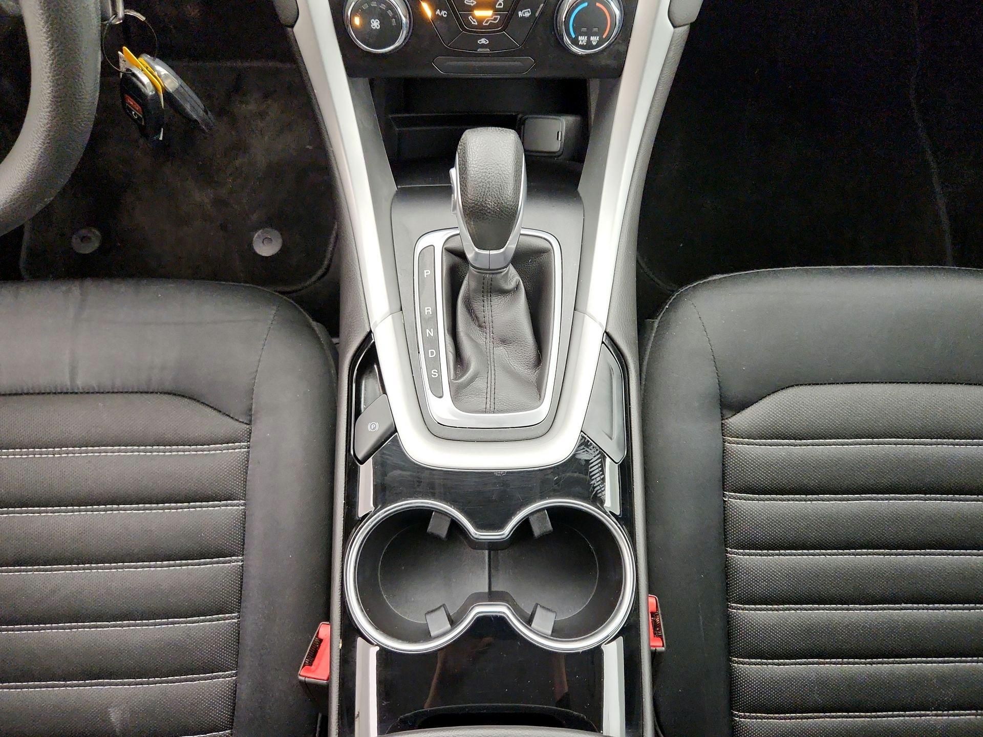 Thumbnail: 2014 Ford Fusion - 16