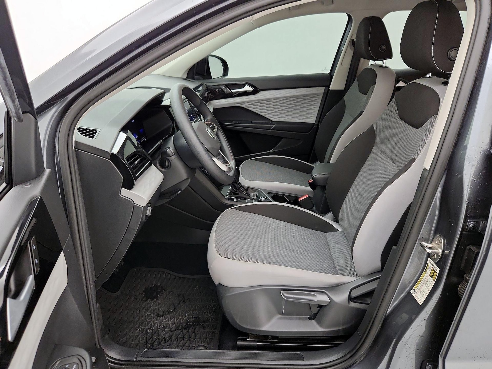 2022 Volkswagen Taos S - Photo 12