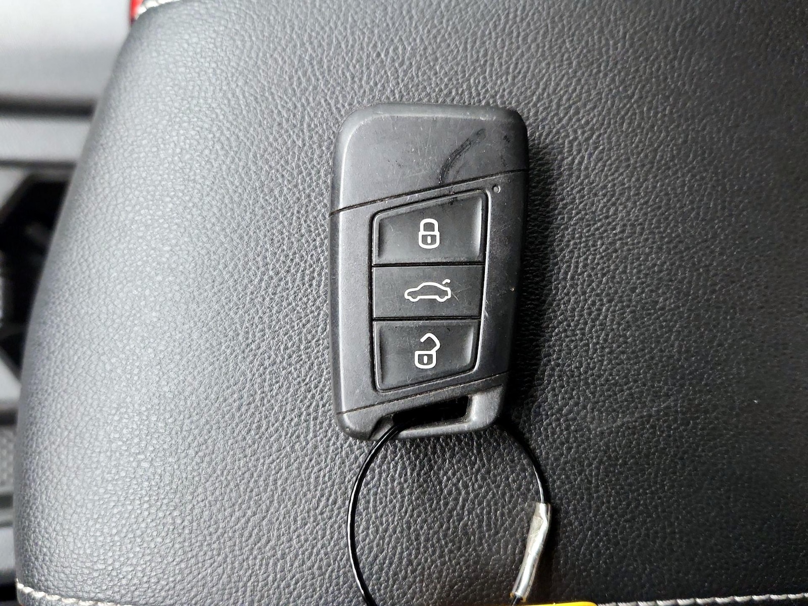 2022 Volkswagen Taos S - Photo 23