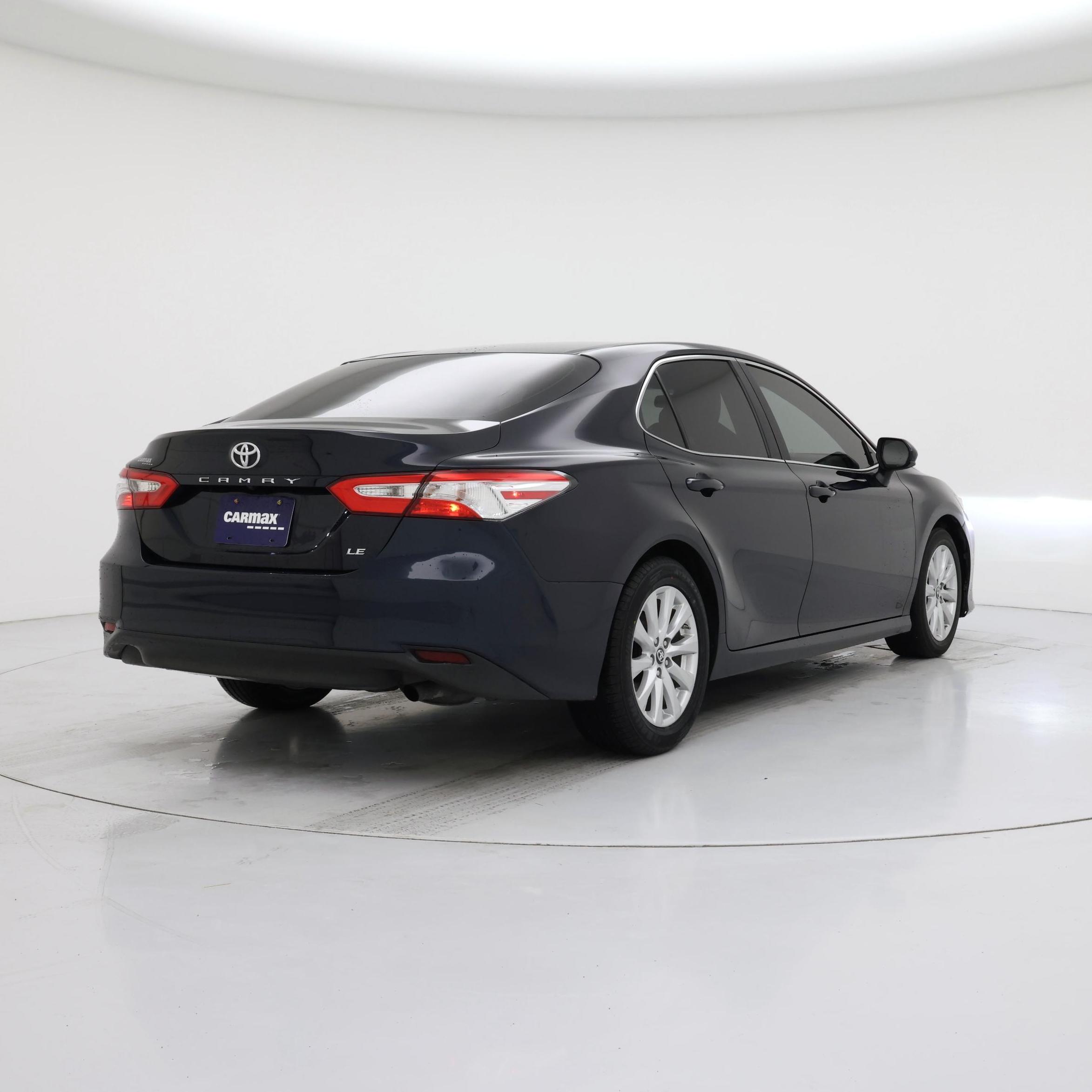 Thumbnail: 2018 Toyota Camry - 8