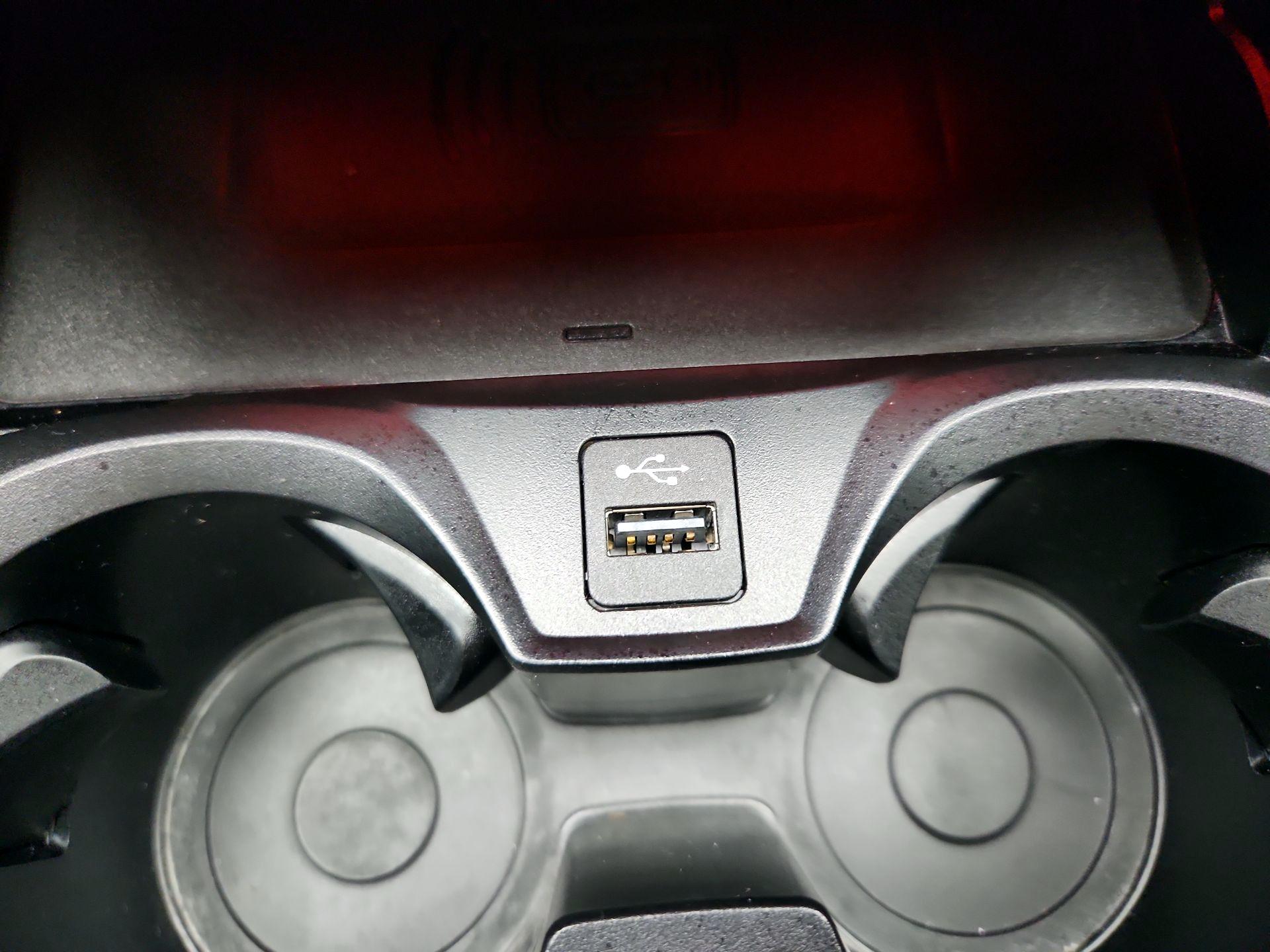 Thumbnail: 2023 BMW M4 - 19