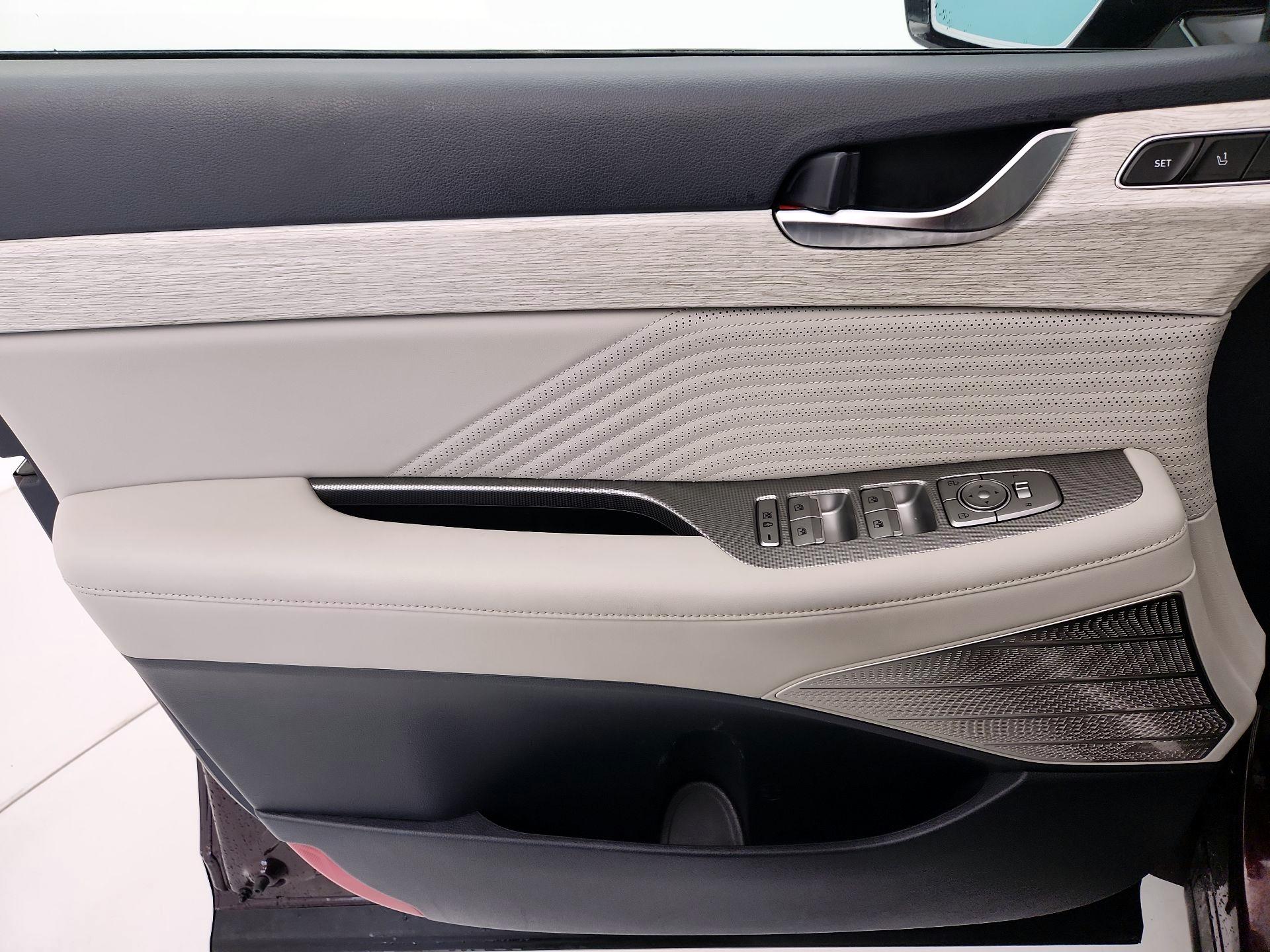 Thumbnail: 2023 Hyundai Palisade - 12