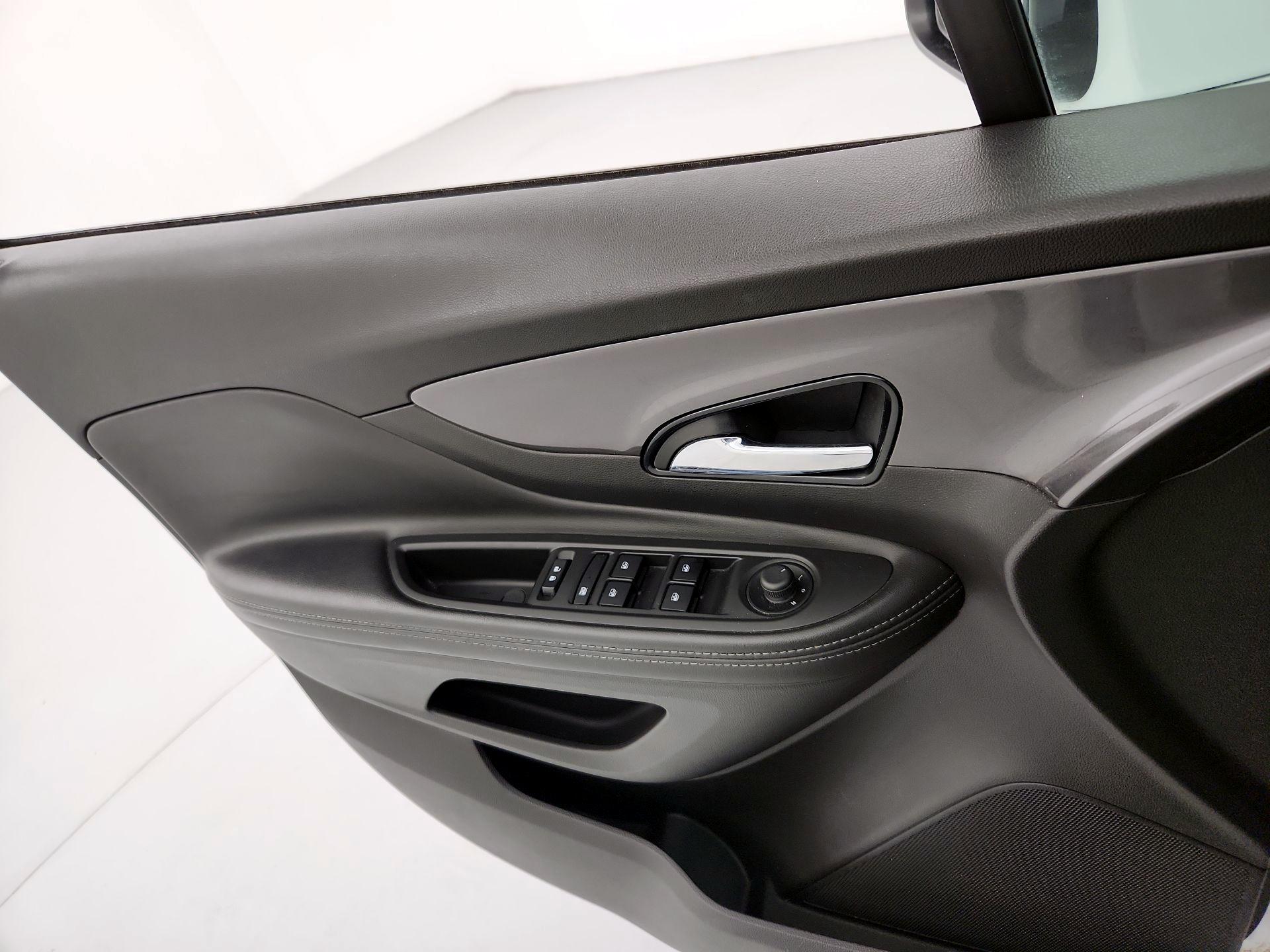 Thumbnail: 2021 Buick Encore - 12