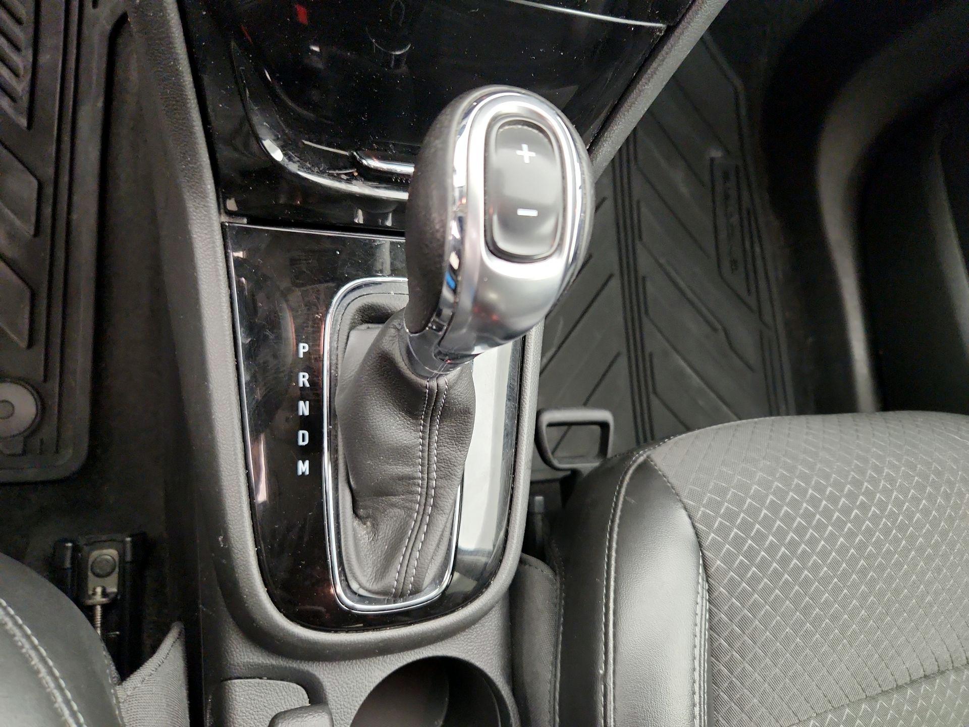 Thumbnail: 2021 Buick Encore - 17