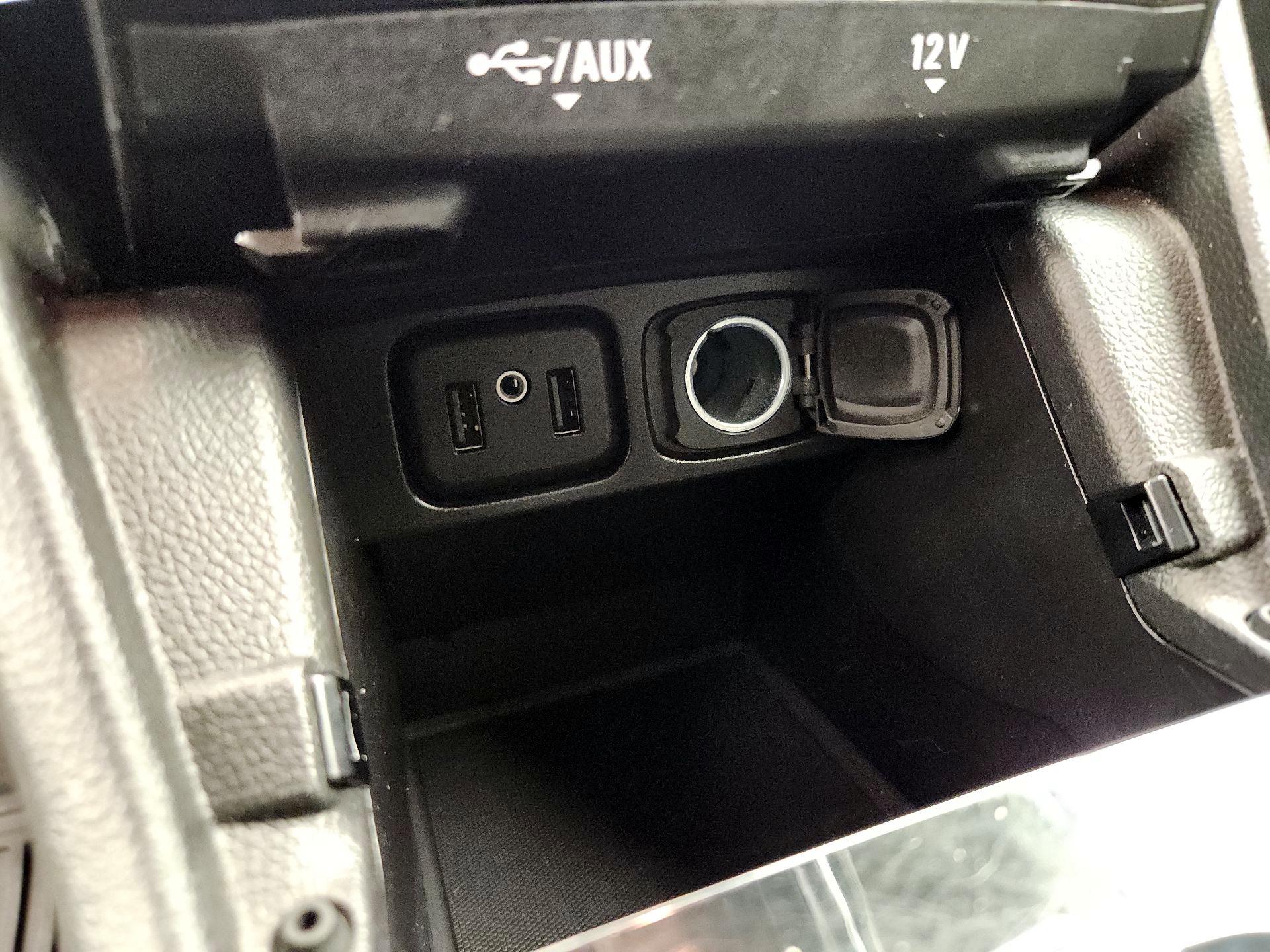 Thumbnail: 2021 Buick Encore - 18