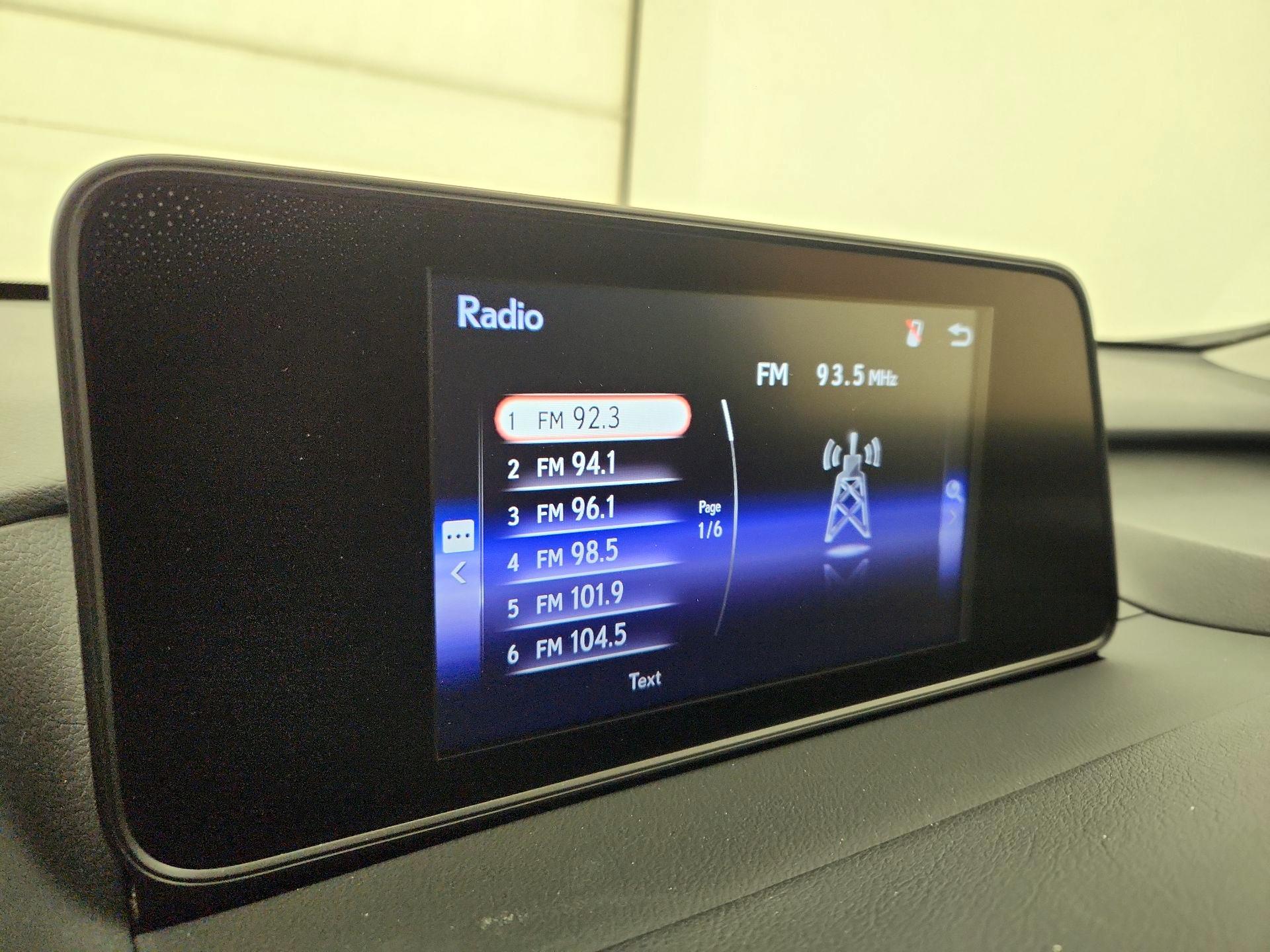 Thumbnail: 2017 Lexus RX - 15