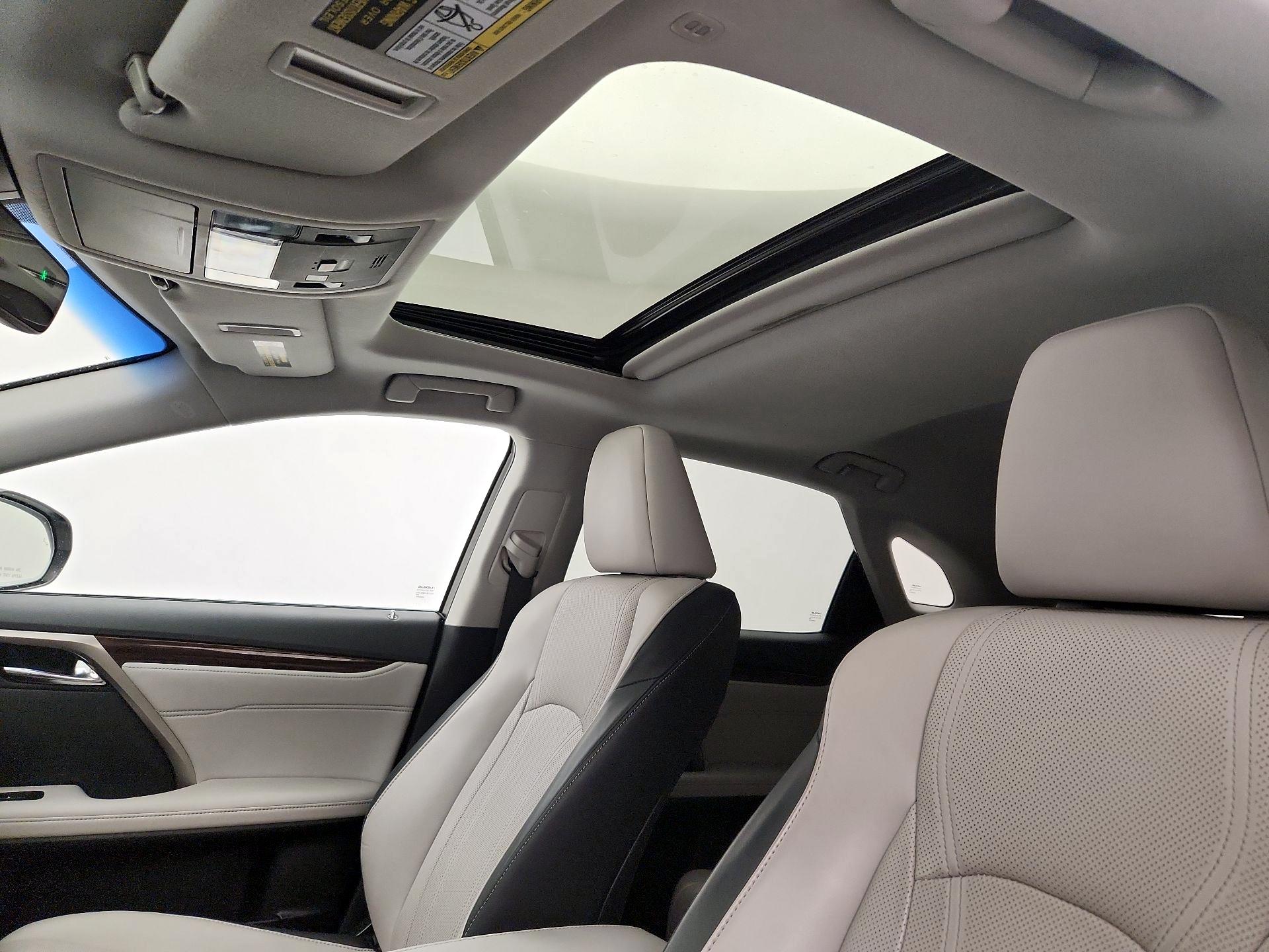 Thumbnail: 2017 Lexus RX - 19