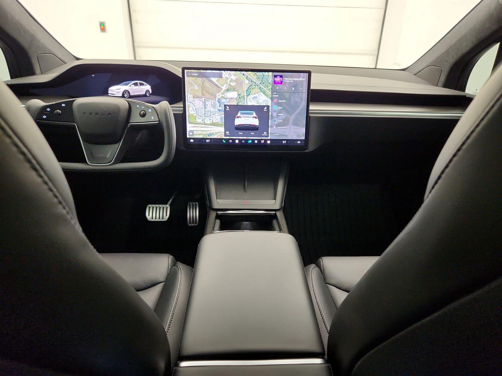 Thumbnail: 2023 Tesla Model X - 9