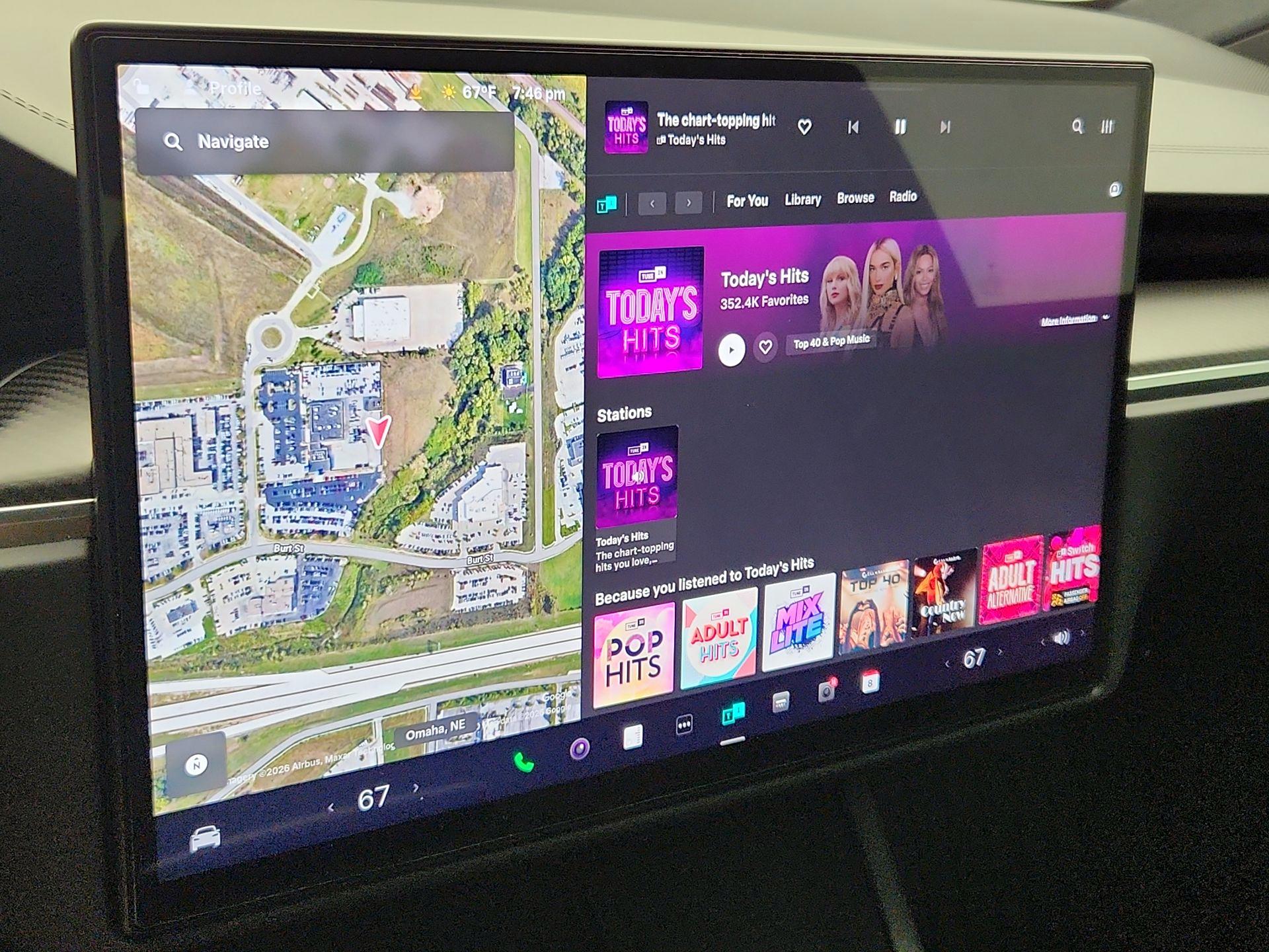 Thumbnail: 2023 Tesla Model X - 15