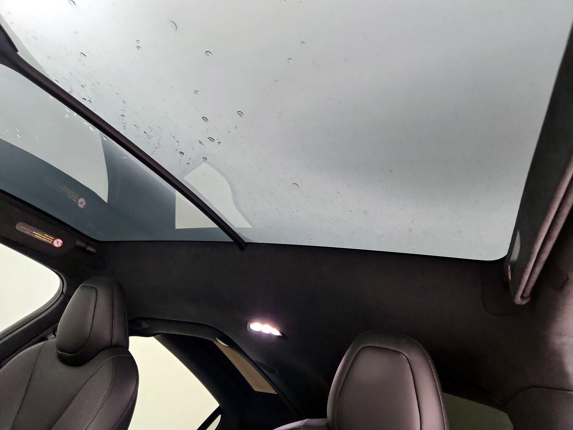 Thumbnail: 2023 Tesla Model X - 19