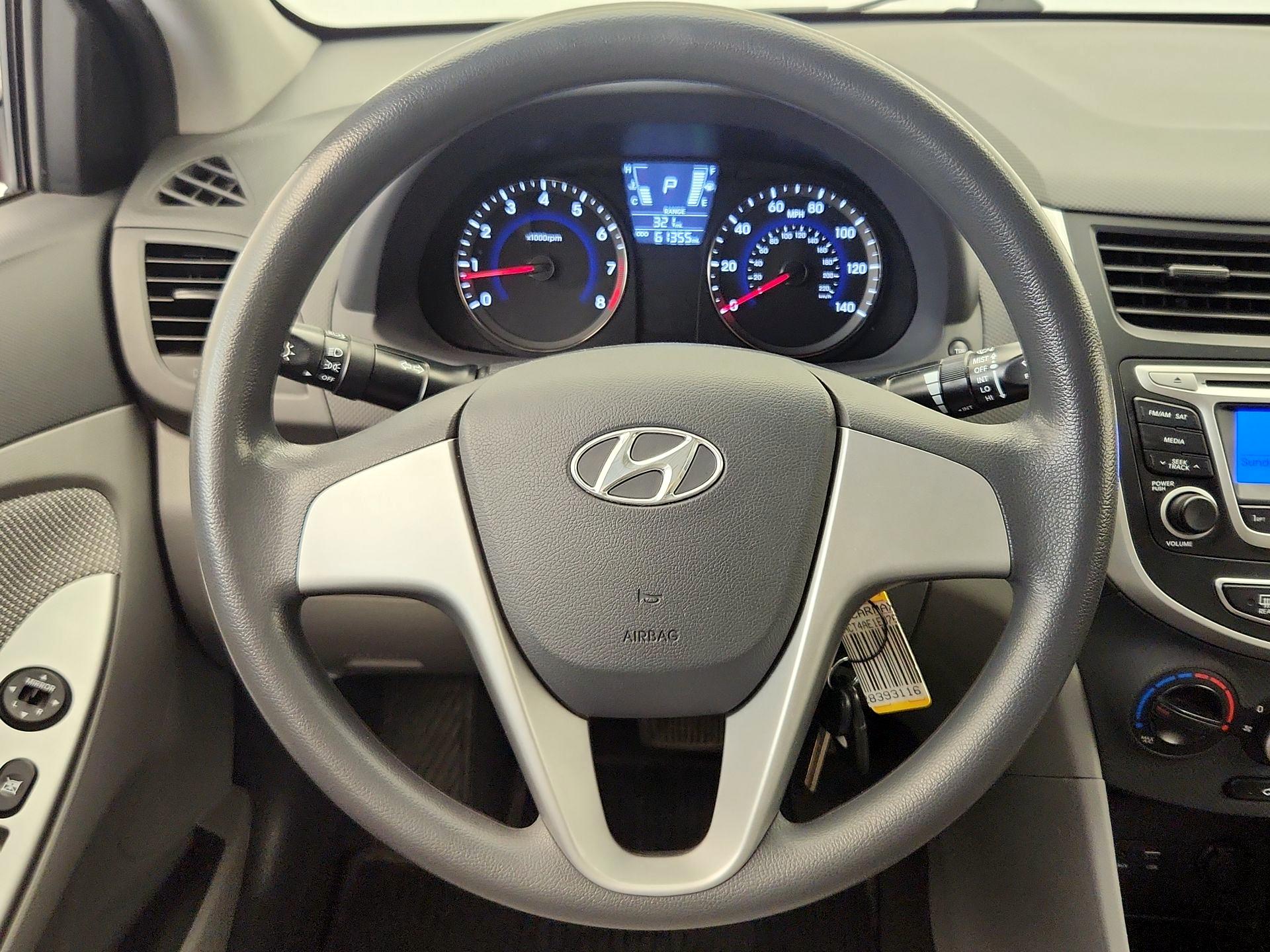 Thumbnail: 2014 Hyundai Accent - 10