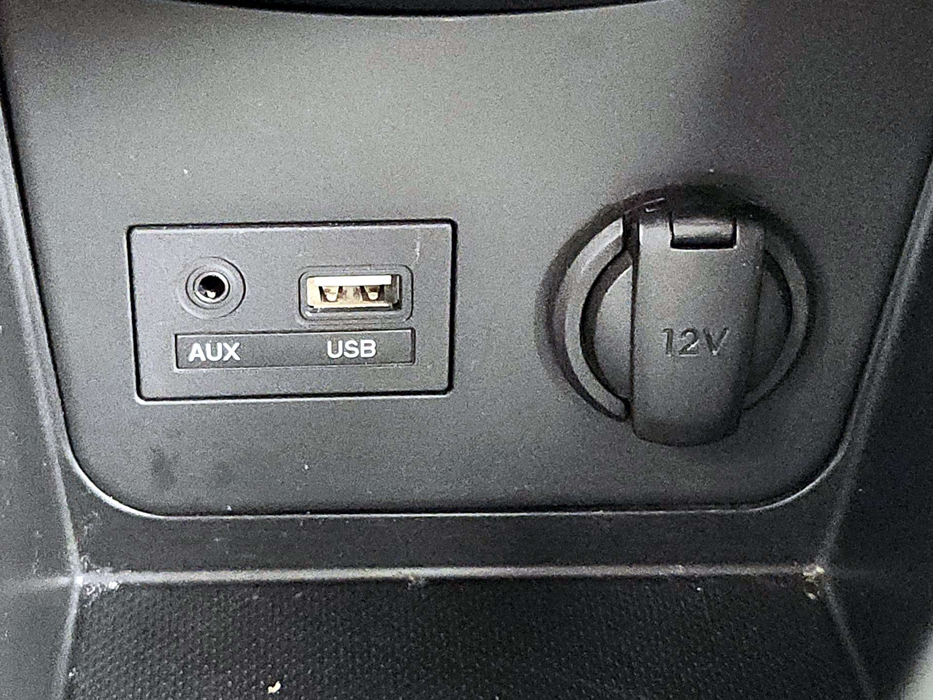 Thumbnail: 2014 Hyundai Accent - 17