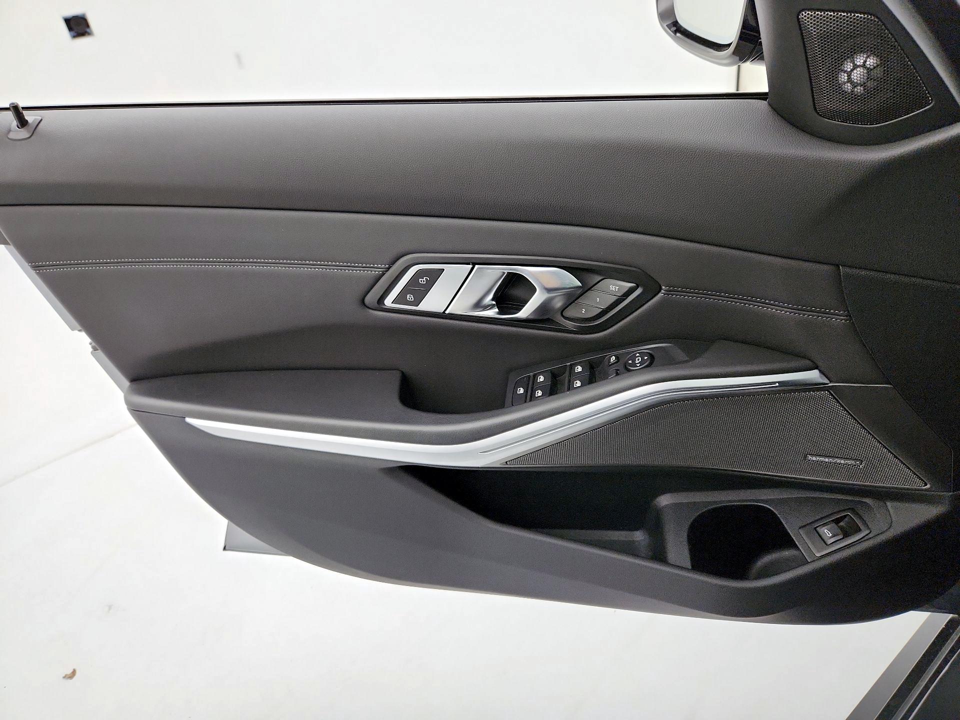 Thumbnail: 2023 BMW M3 - 12