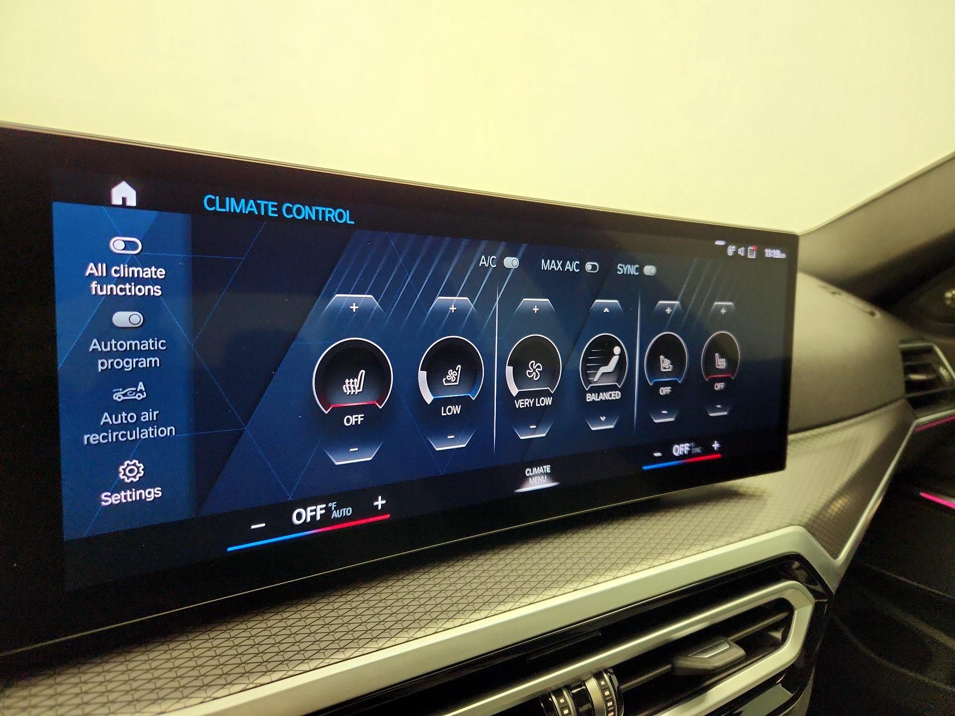 Thumbnail: 2023 BMW M3 - 17