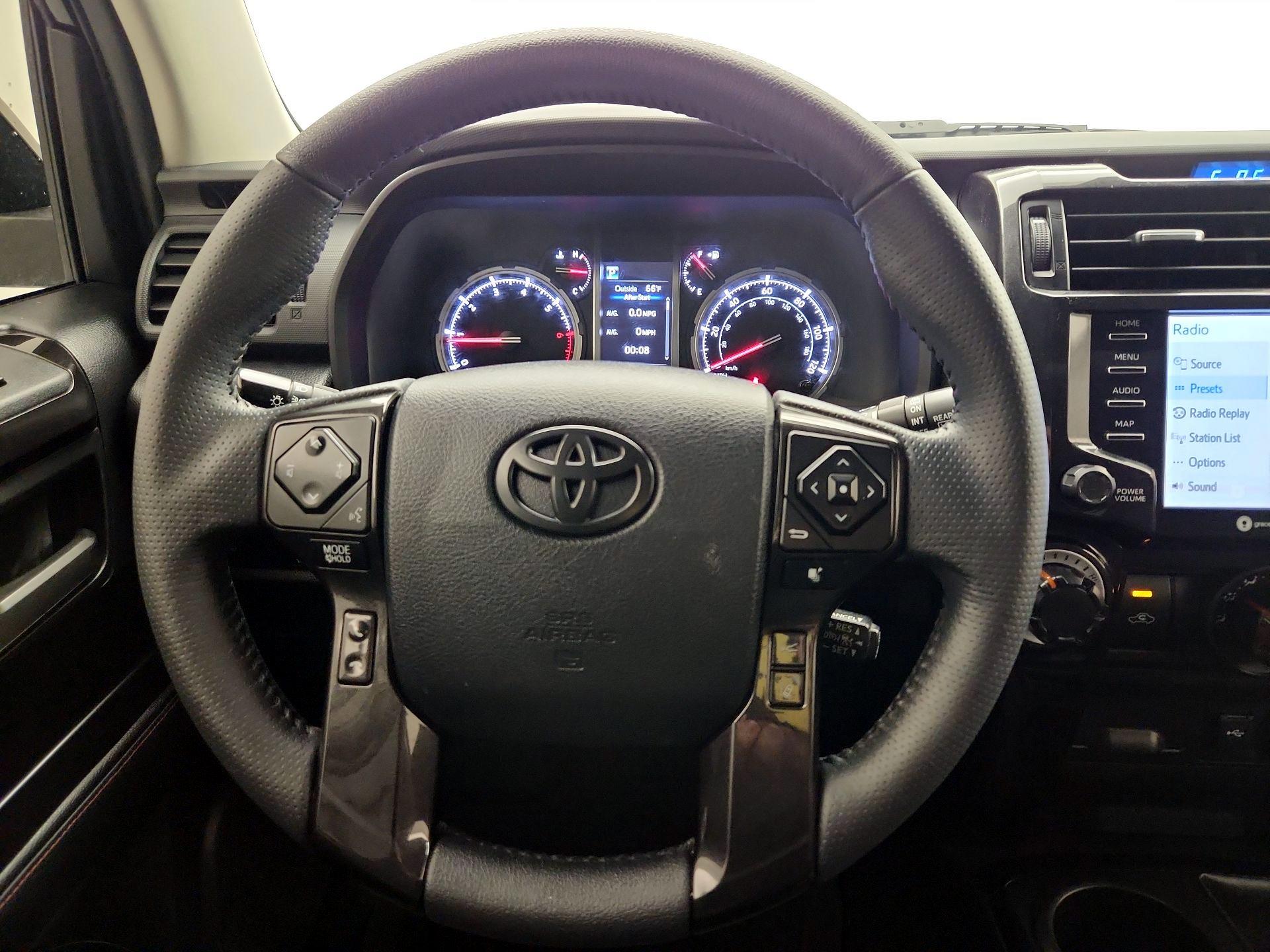 Thumbnail: 2021 Toyota 4Runner - 10