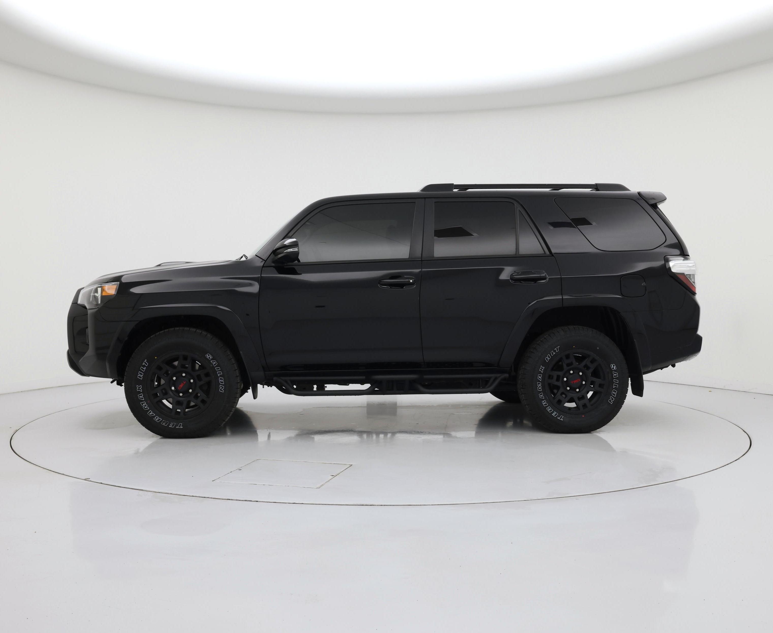 Thumbnail: 2021 Toyota 4Runner - 3
