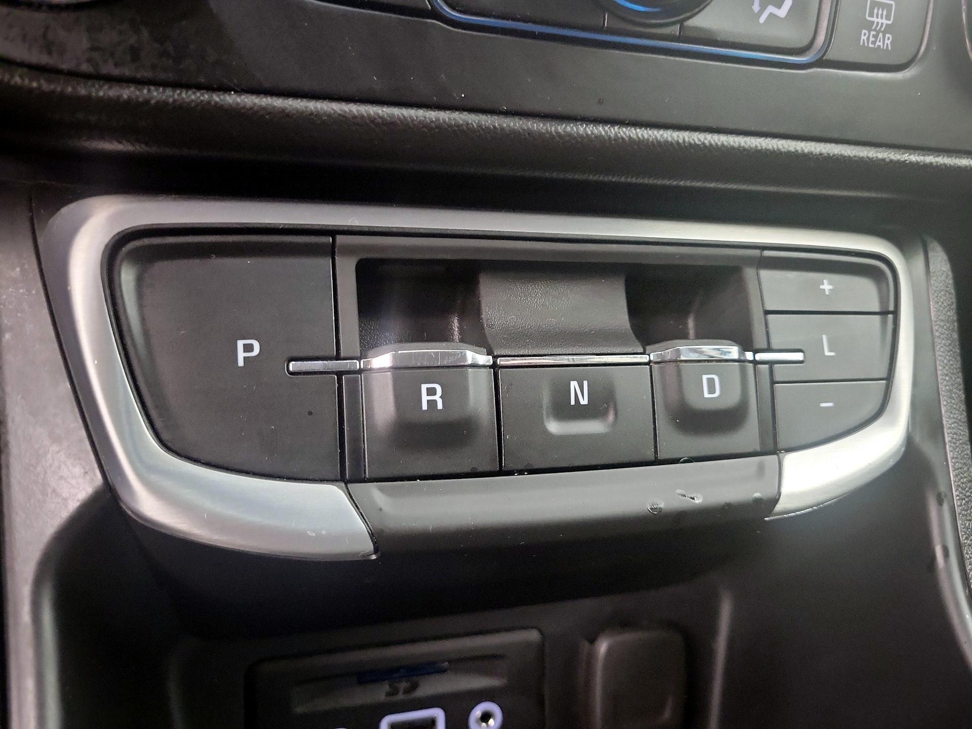 Thumbnail: 2022 GMC Terrain - 17