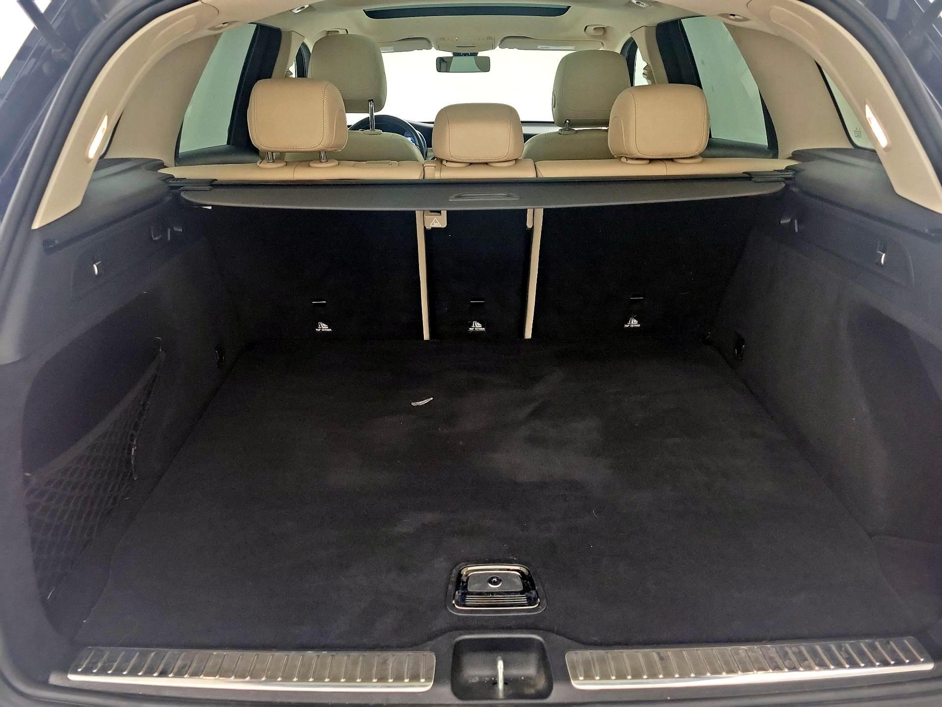 Thumbnail: 2021 Mercedes-Benz GLC - 20