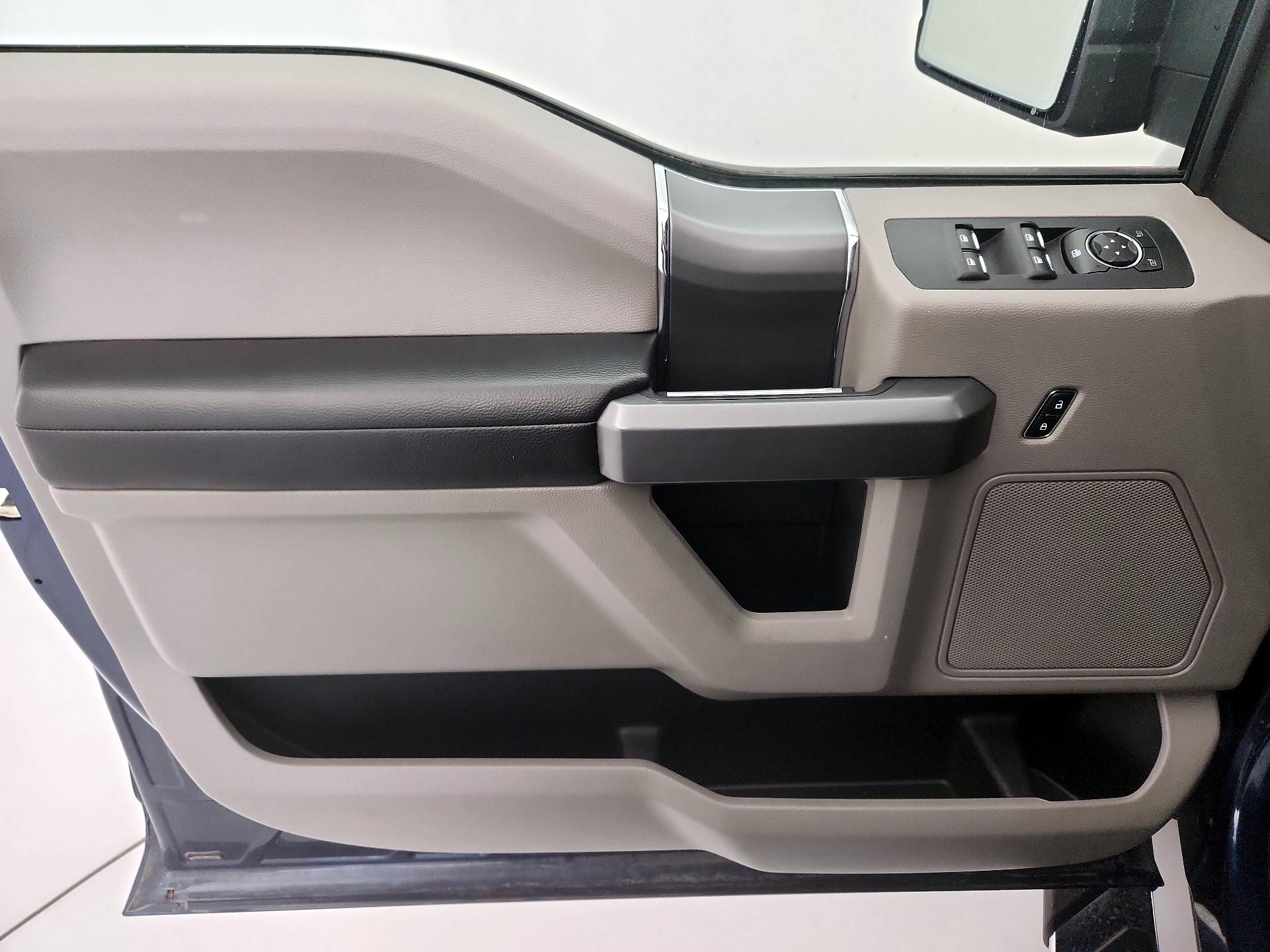 Thumbnail: 2016 Ford F-150 - 12