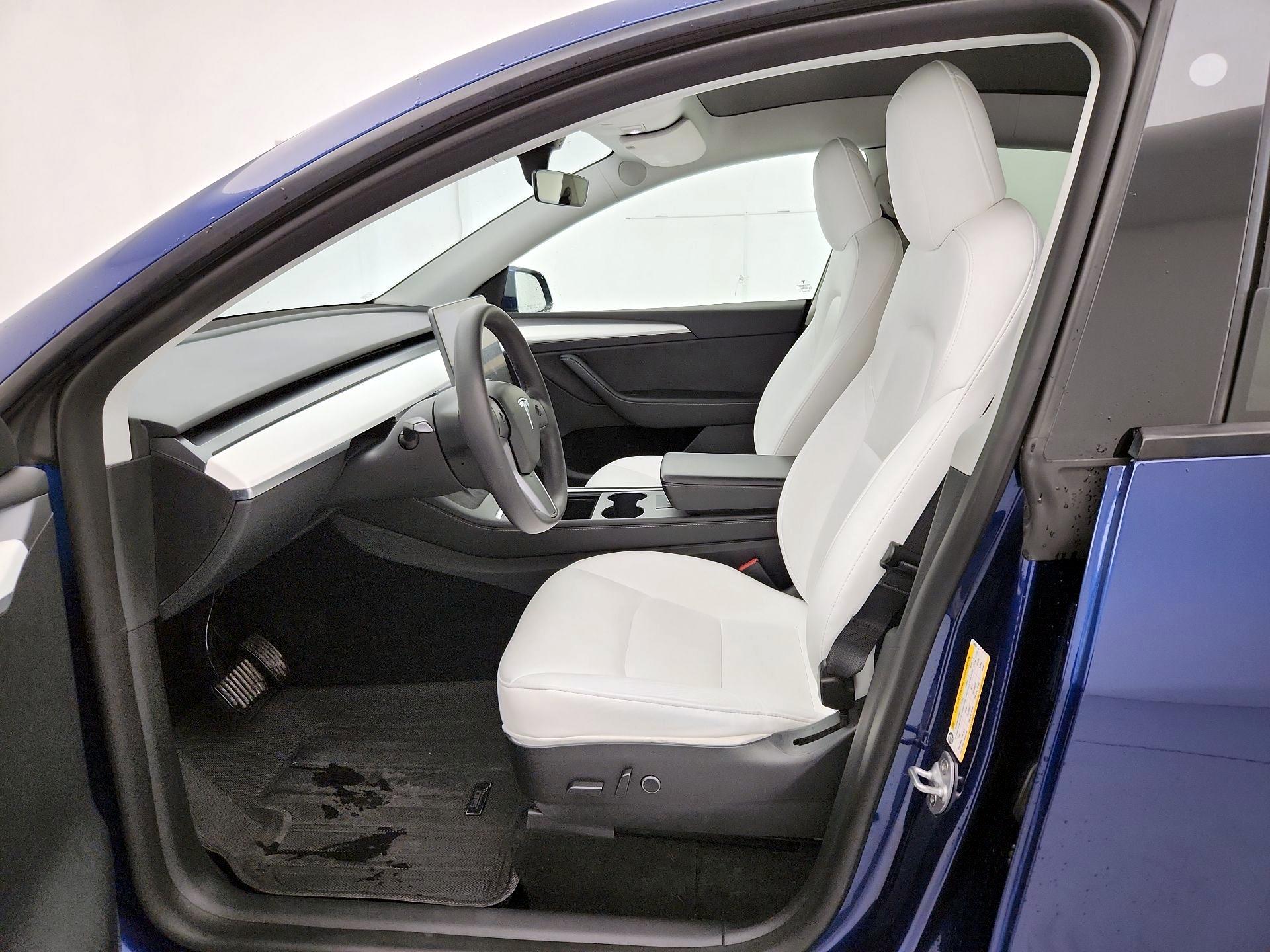 Thumbnail: 2022 Tesla Model Y - 11