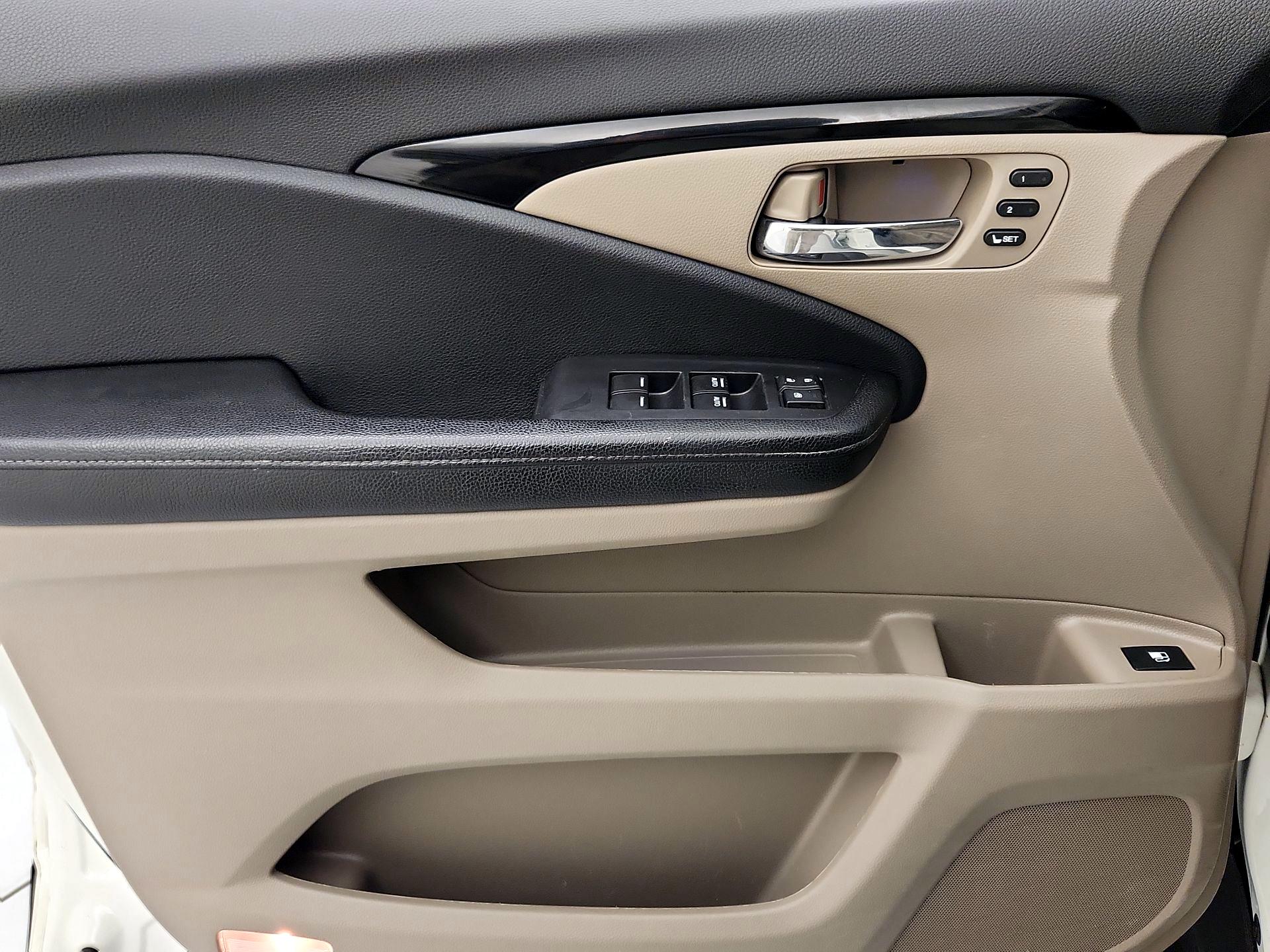 Thumbnail: 2018 Honda Ridgeline - 12